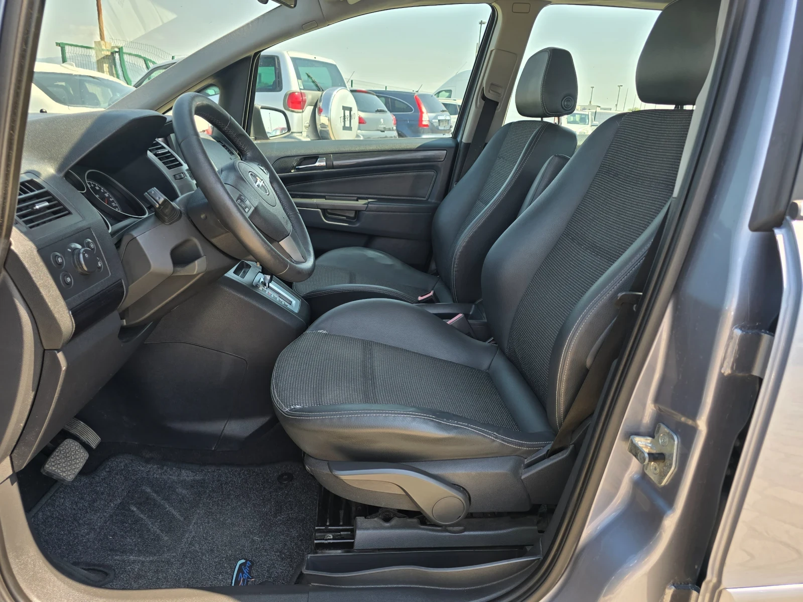 Opel Zafira 1.9D 120кс 7 места АВТОМАТИК ЕВРО 4 - изображение 9
