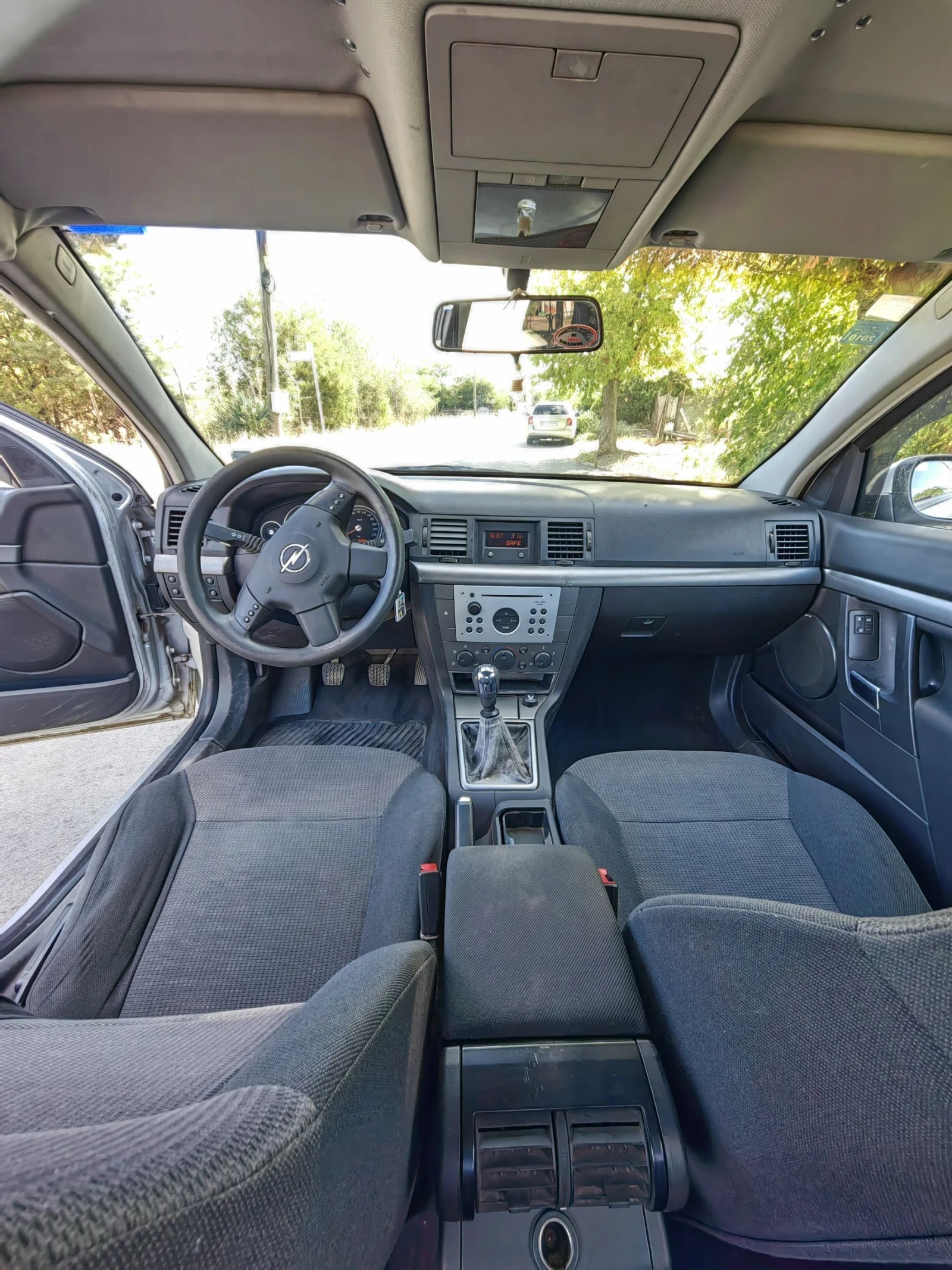 Opel Vectra 2.0 - изображение 4