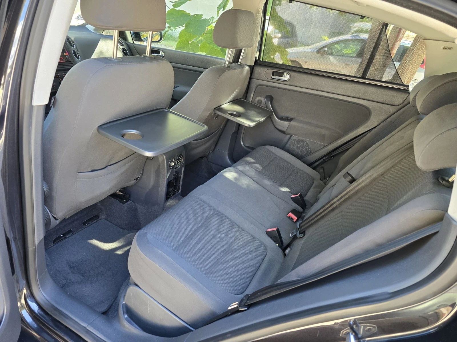 VW Golf Plus 1.6  115к.с - изображение 10
