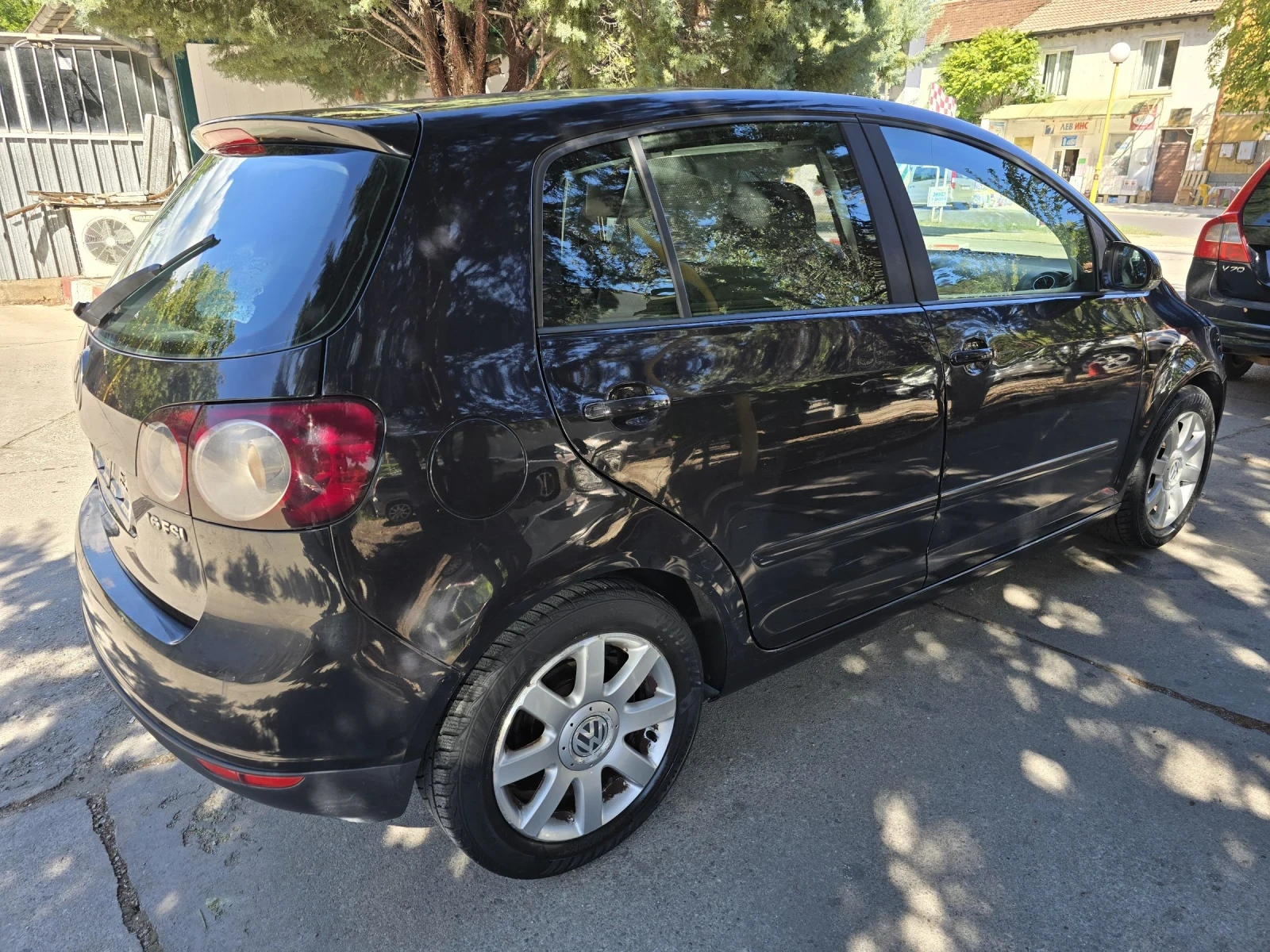 VW Golf Plus 1.6  115к.с - изображение 4