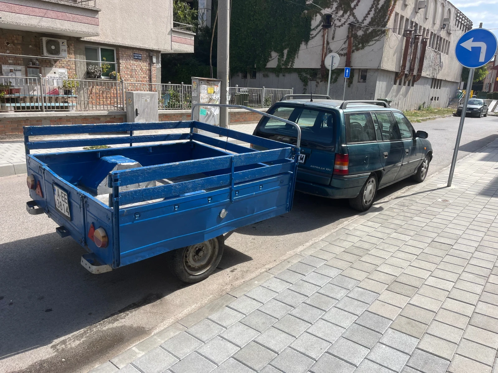 Opel Astra Комби - изображение 7