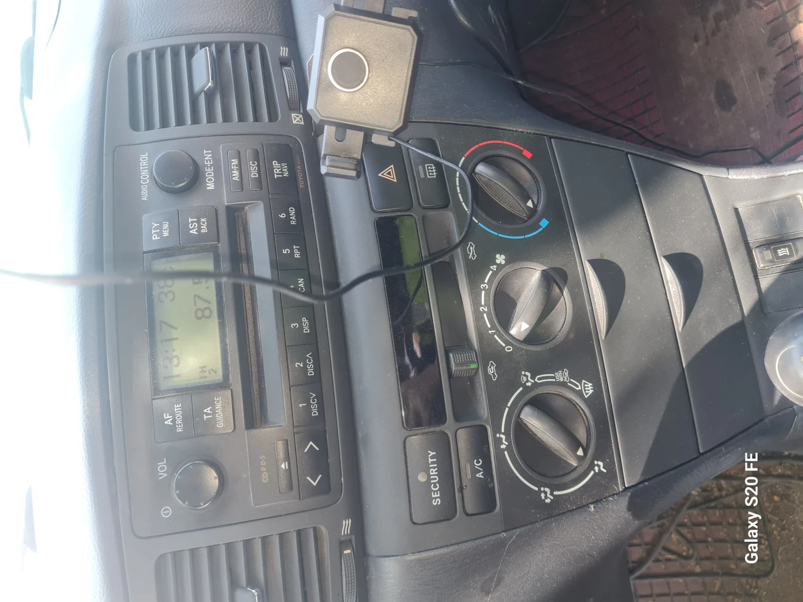 Toyota Corolla  - изображение 10