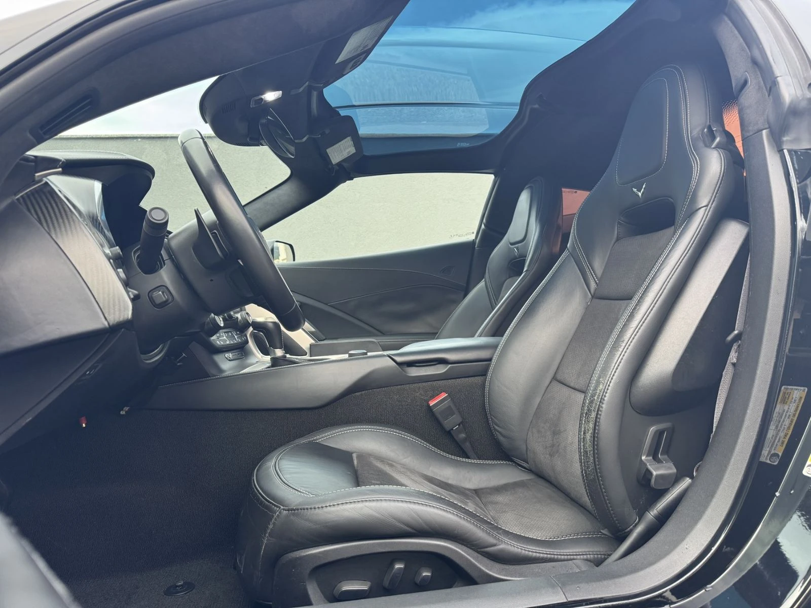 Chevrolet Corvette C7 STINGRAY 6.2 V8 - изображение 9