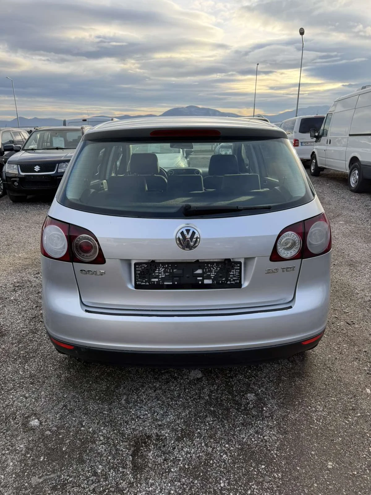 VW Golf Plus 2.0    140 коня - изображение 8