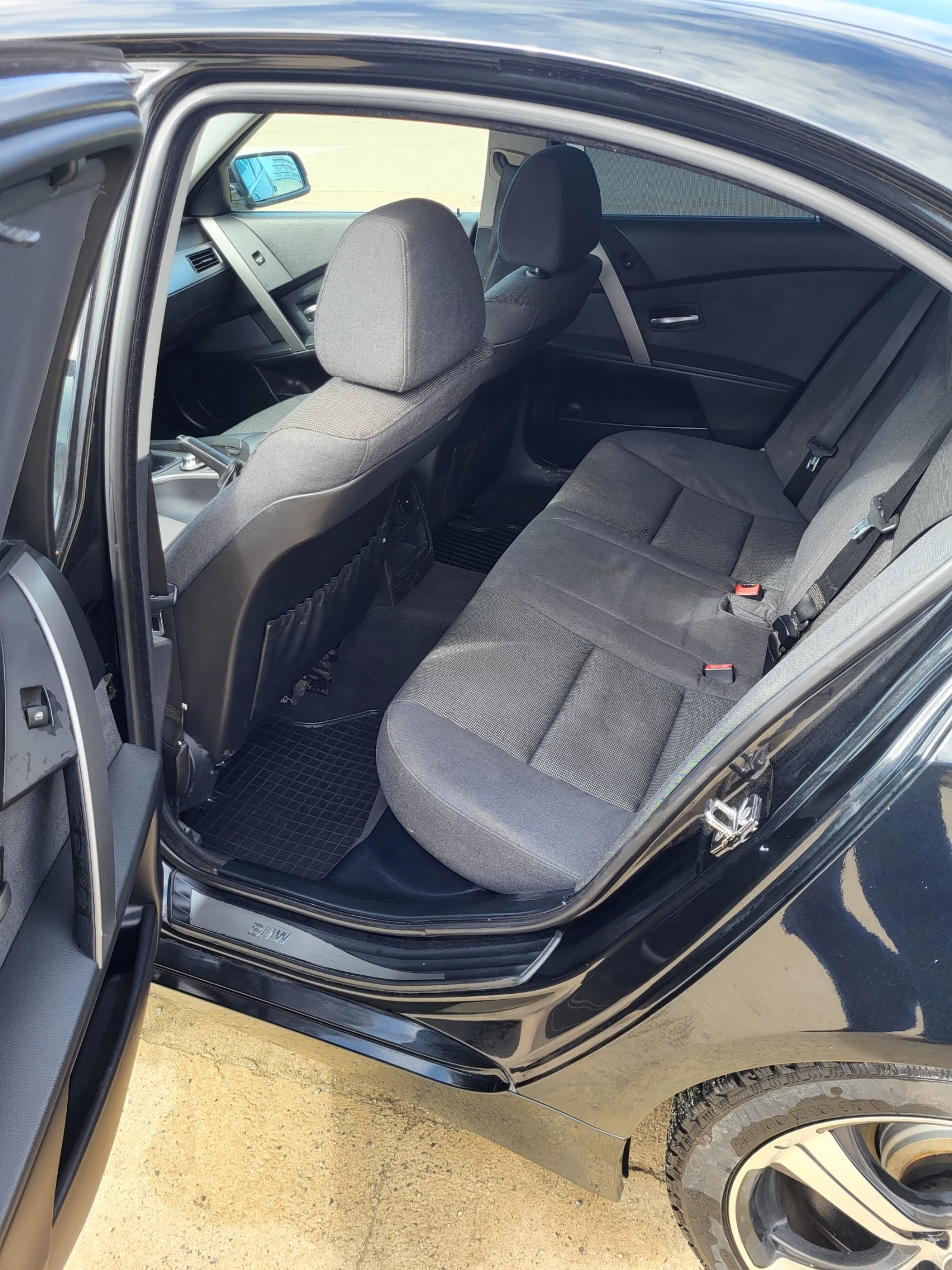 BMW 520 Бензин/Газ, снимка 13 - Автомобили и джипове - 53724940