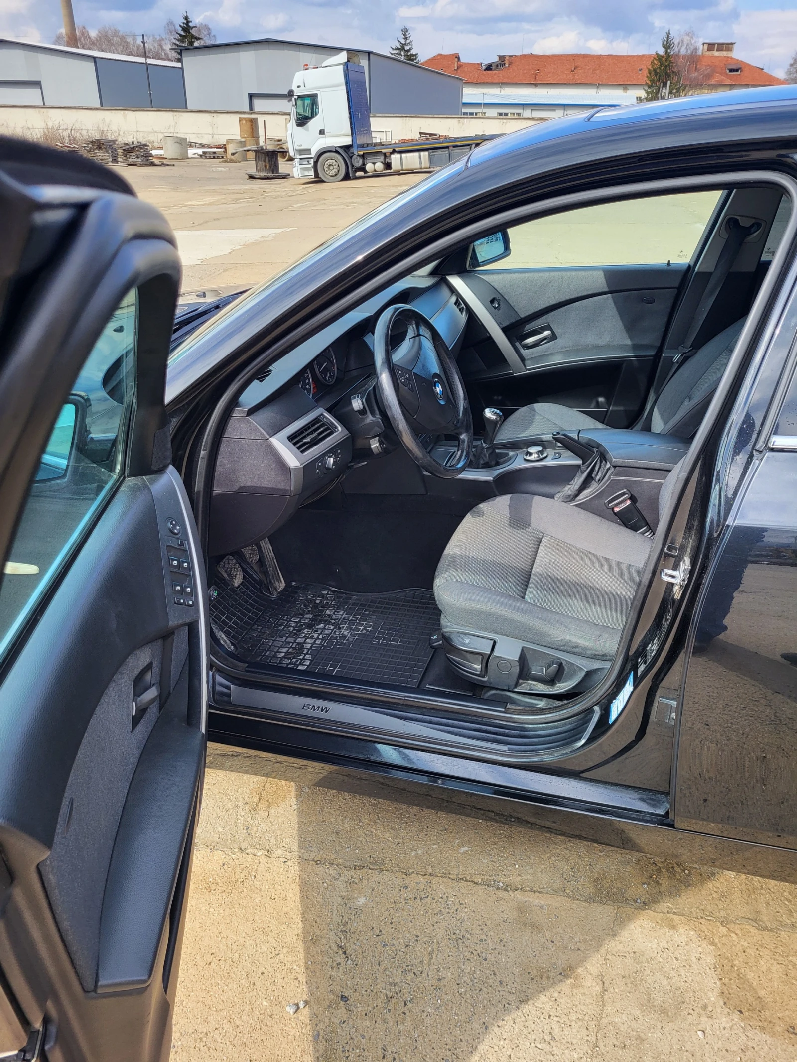 BMW 520 Бензин/Газ, снимка 11 - Автомобили и джипове - 53724940