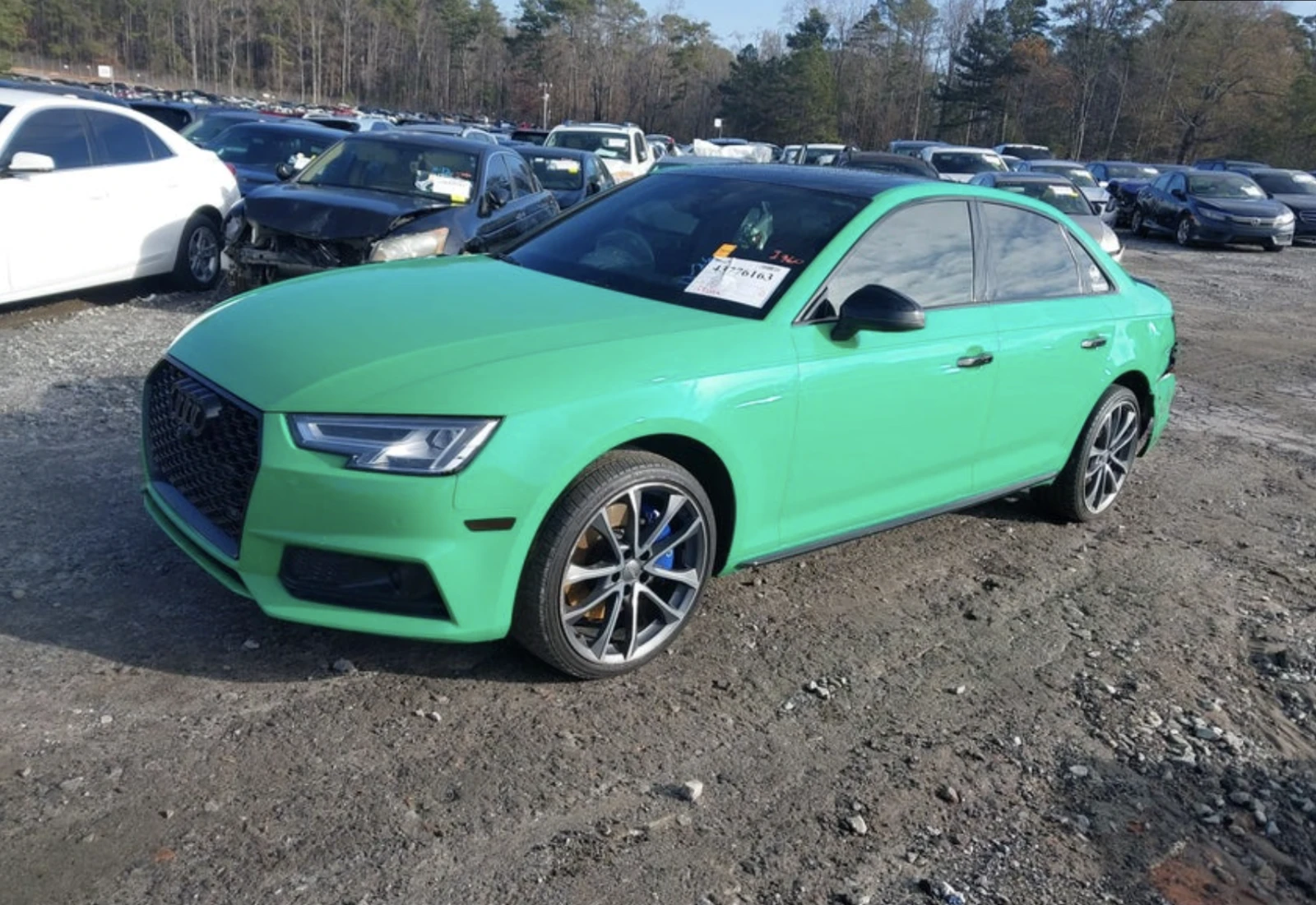 Audi A4 PREMIUM PLUS S-LINE, снимка 2 - Автомобили и джипове - 53812252