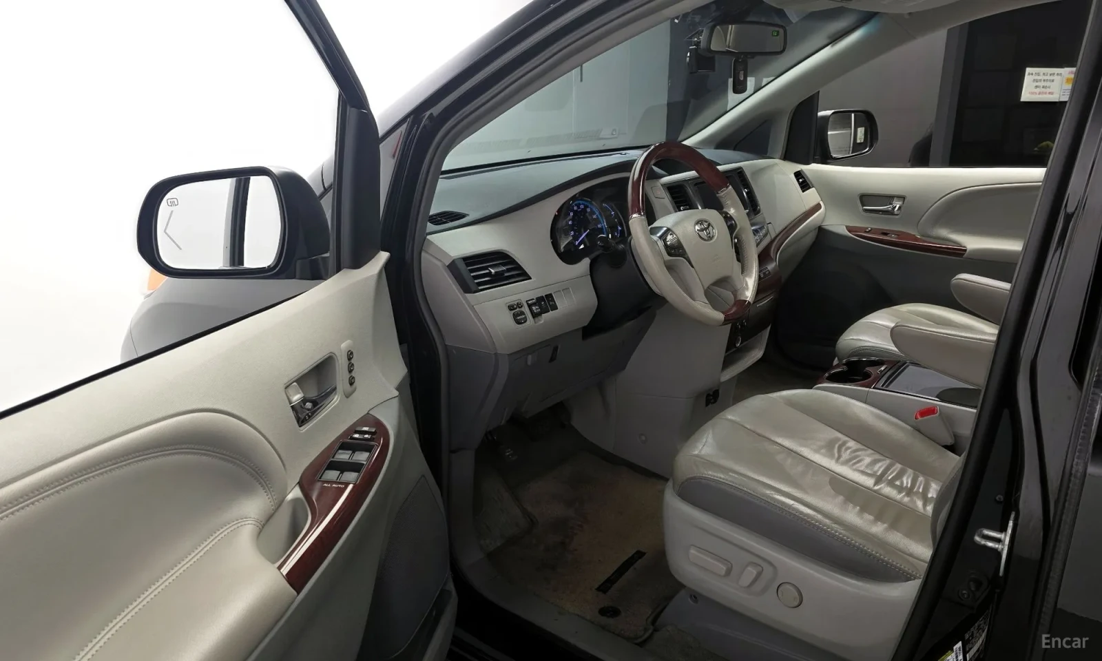 Toyota Sienna 3.5 AWD | Mobile.bg � ����������� 5