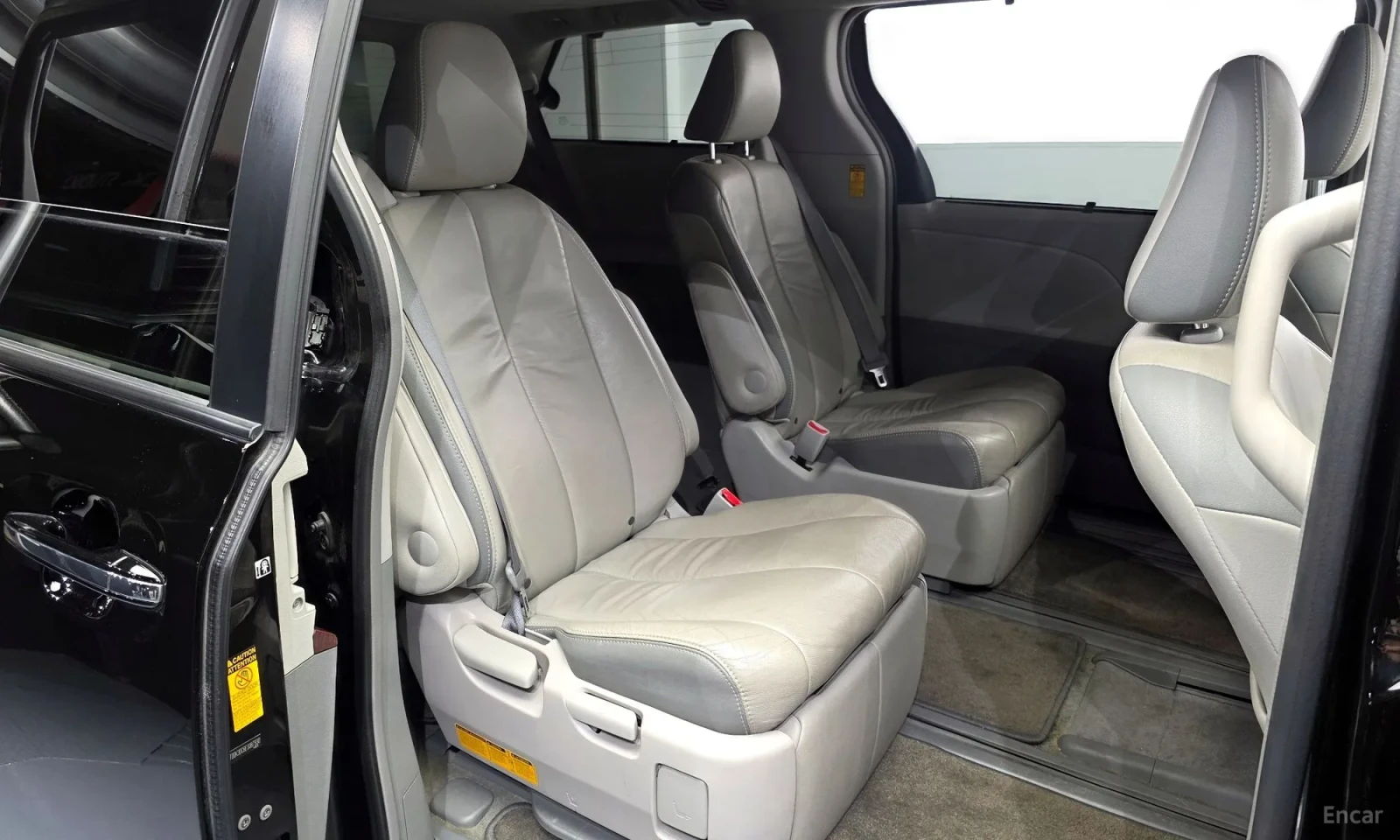 Toyota Sienna 3.5 AWD | Mobile.bg � ����������� 14