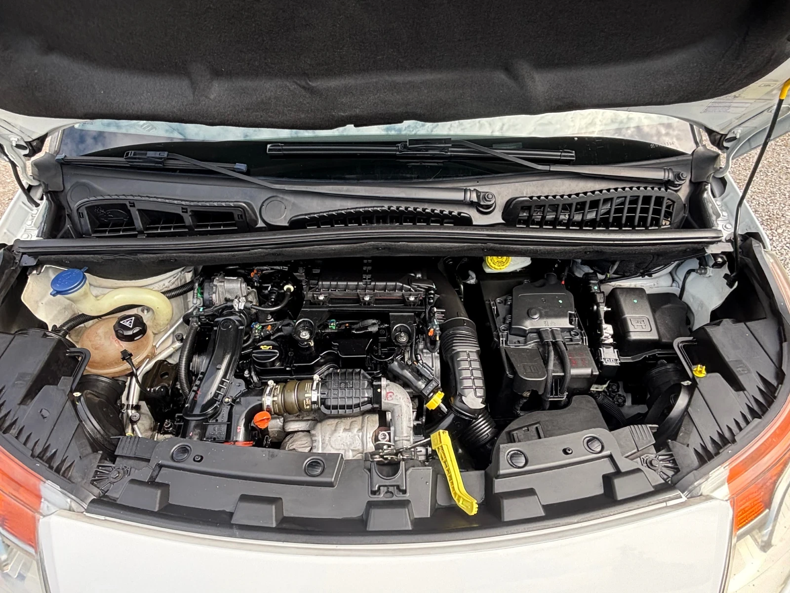 Citroen C3 Picasso 1.6HDI, снимка 13 - Автомобили и джипове - 54390137