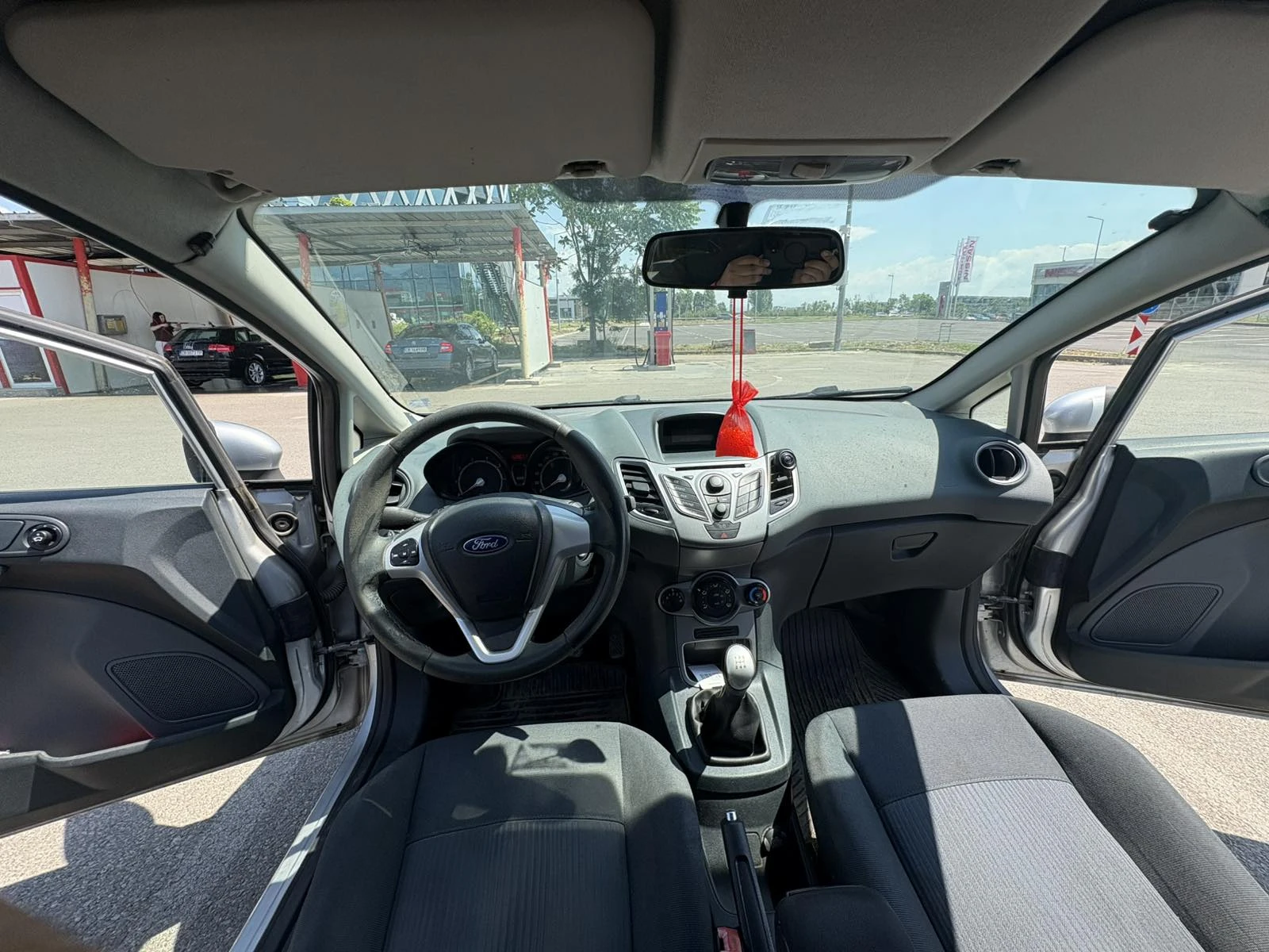 Ford Fiesta 1.25, снимка 3 - Автомобили и джипове - 54979669