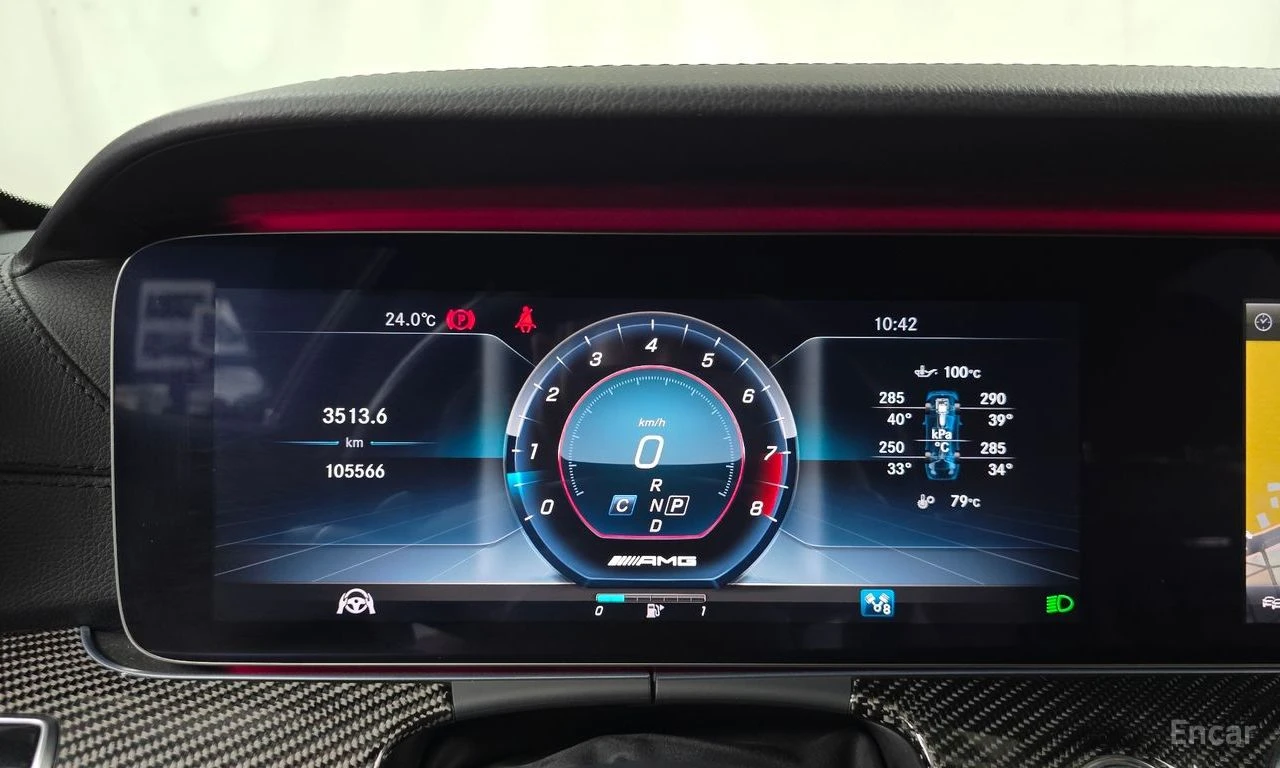 Mercedes-Benz E 63 AMG 4MATIC* 3D* BURMESTER* ОБДУХВАНЕ* ХЕДЪП* ДИСТРОНИК, снимка 12 - Автомобили и джипове - 55311623