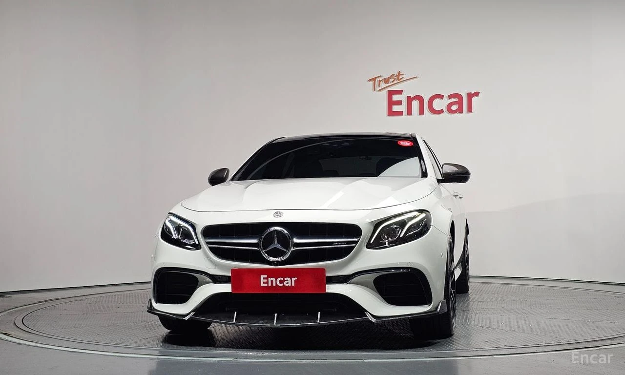 Mercedes-Benz E 63 AMG 4MATIC* 3D* BURMESTER* ОБДУХВАНЕ* ХЕДЪП* ДИСТРОНИК, снимка 3 - Автомобили и джипове - 55311623