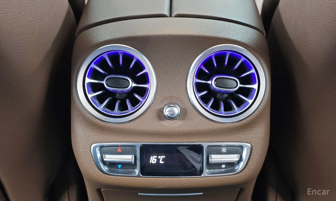 Mercedes-Benz E 63 AMG 4MATIC* 3D* BURMESTER* ОБДУХВАНЕ* ХЕДЪП* ДИСТРОНИК, снимка 16 - Автомобили и джипове - 55311623