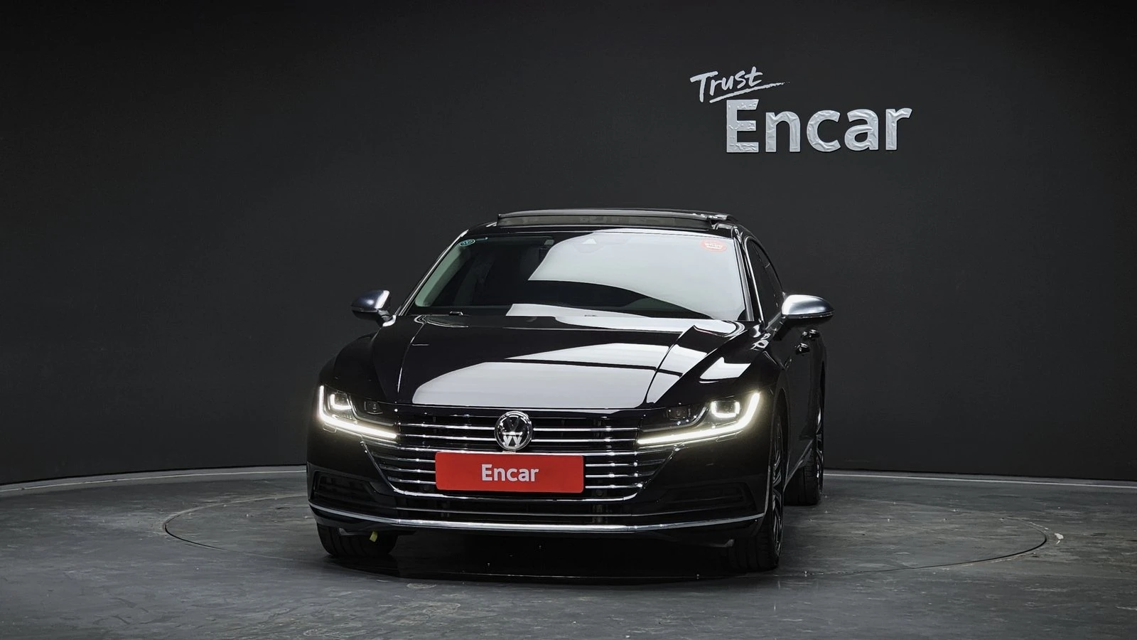 VW Arteon 2.0 TDI* ЛЮК* МАСАЖ* KEYLESS* ЕЛ. БАГАЖНИК* КРАЙНА, снимка 3 - Автомобили и джипове - 55318886
