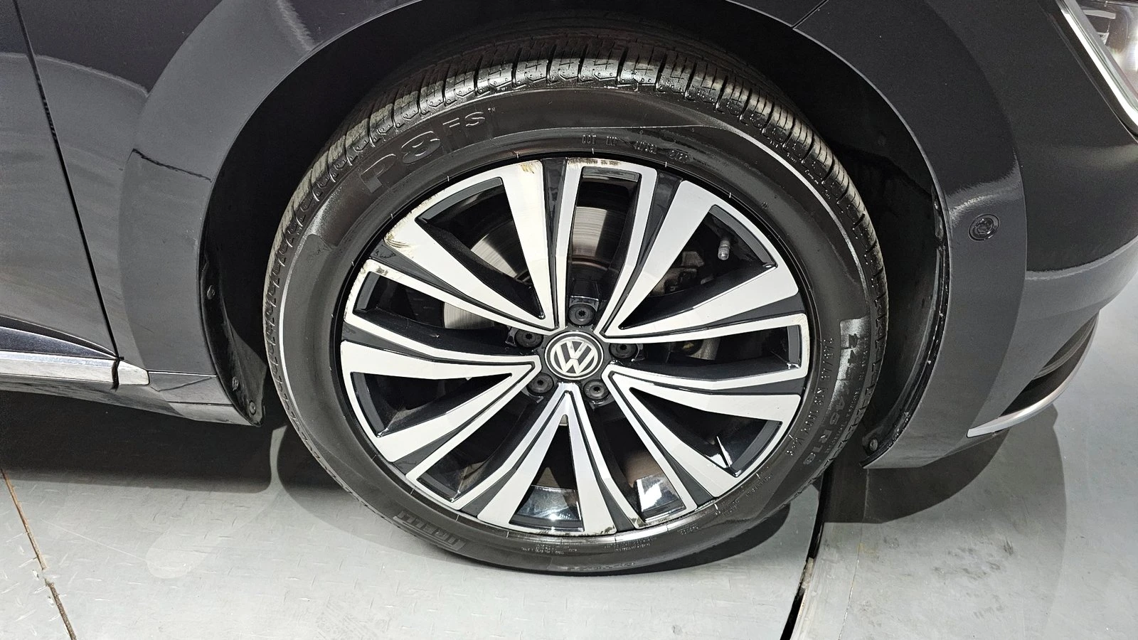 VW Arteon 2.0 TDI* ЛЮК* МАСАЖ* KEYLESS* ЕЛ. БАГАЖНИК* КРАЙНА, снимка 5 - Автомобили и джипове - 55318886