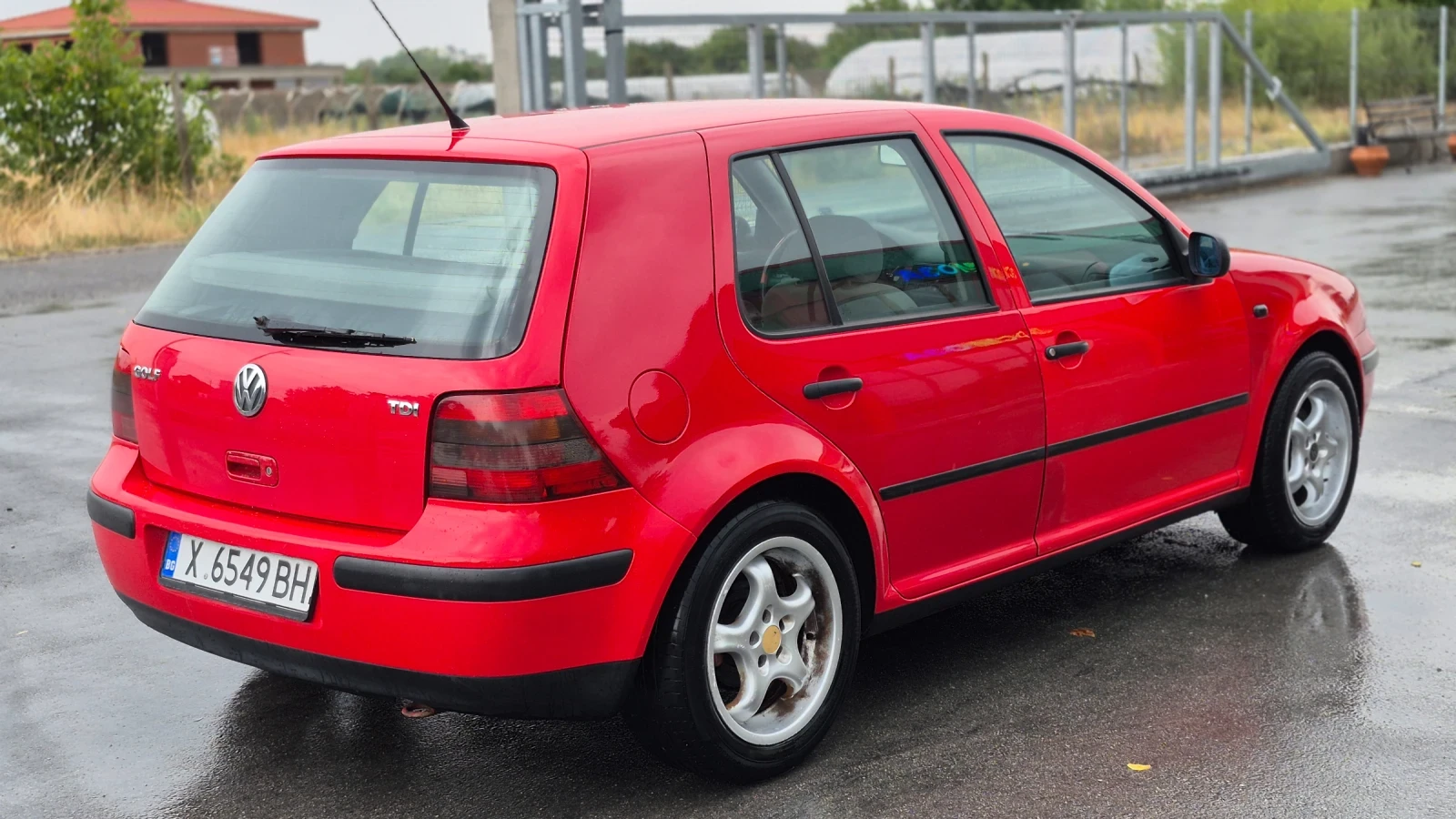 VW Golf 1.9 TDI/90 Клима* * , снимка 6 - Автомобили и джипове - 55596208