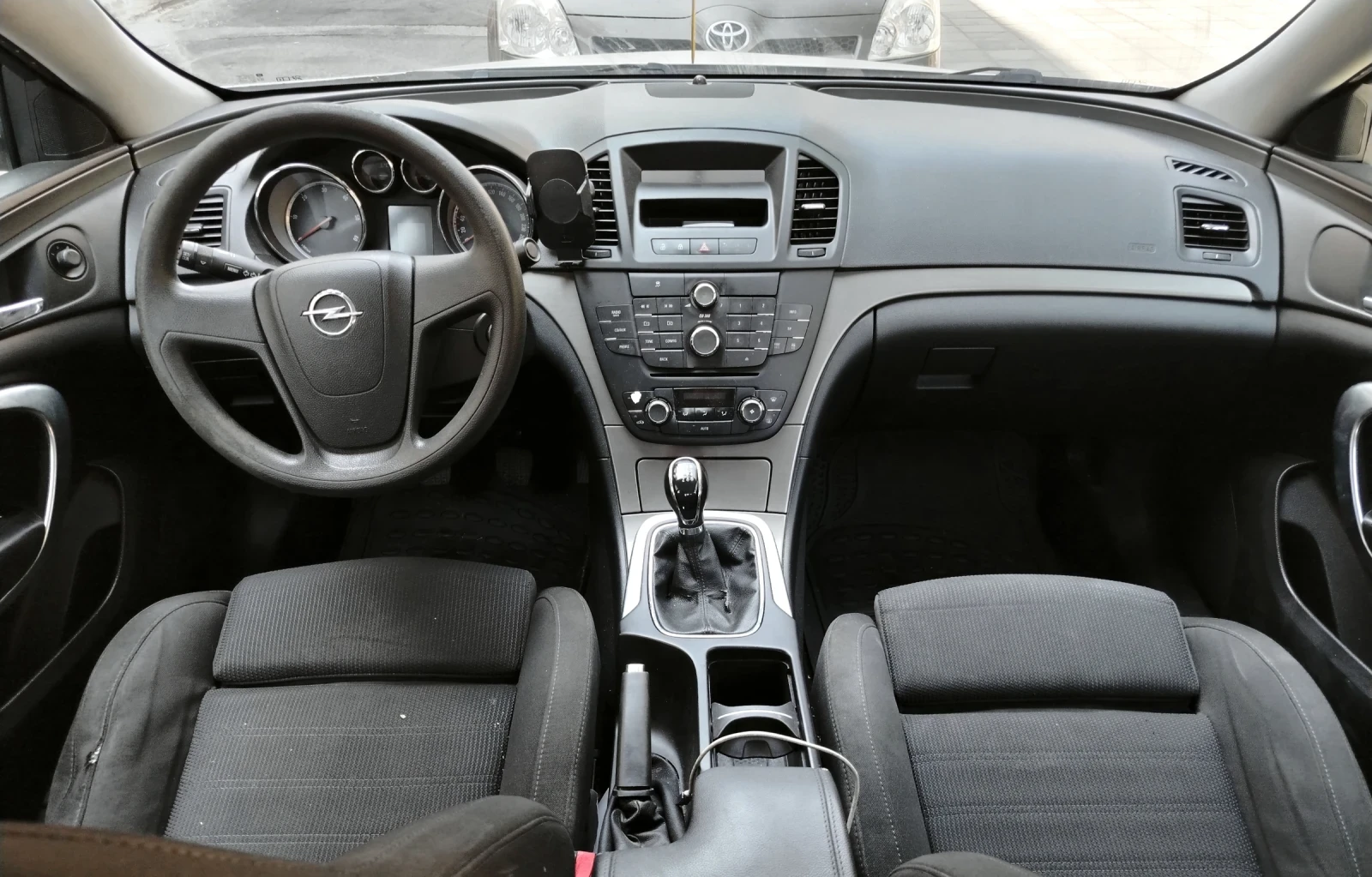Opel Insignia, снимка 5 - Автомобили и джипове - 55902779