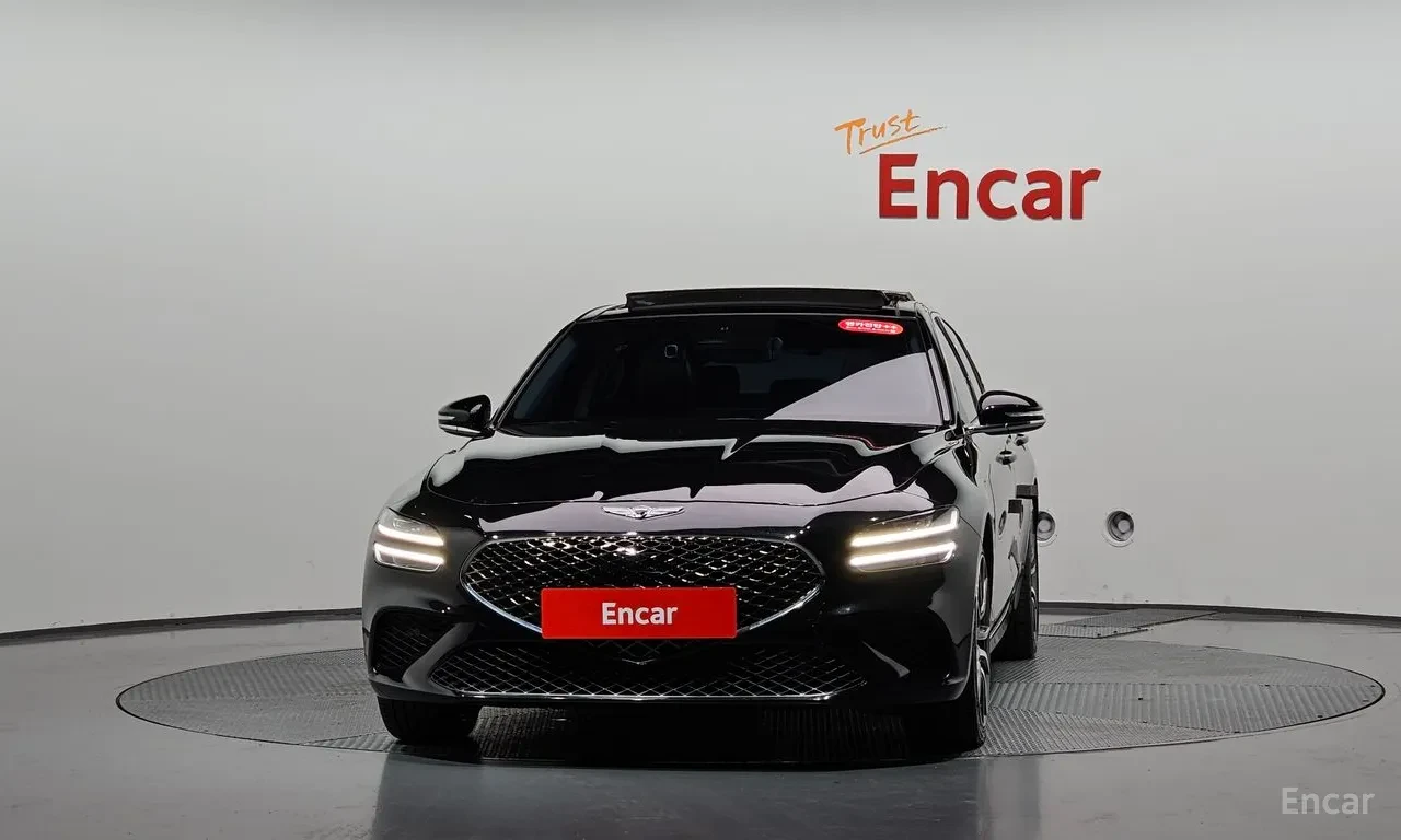 Genesis G70 2.0T 4WD SHOOTING BRAKE / ОБДУХ / DISTRONIC / HUD, снимка 3 - Автомобили и джипове - 56152848