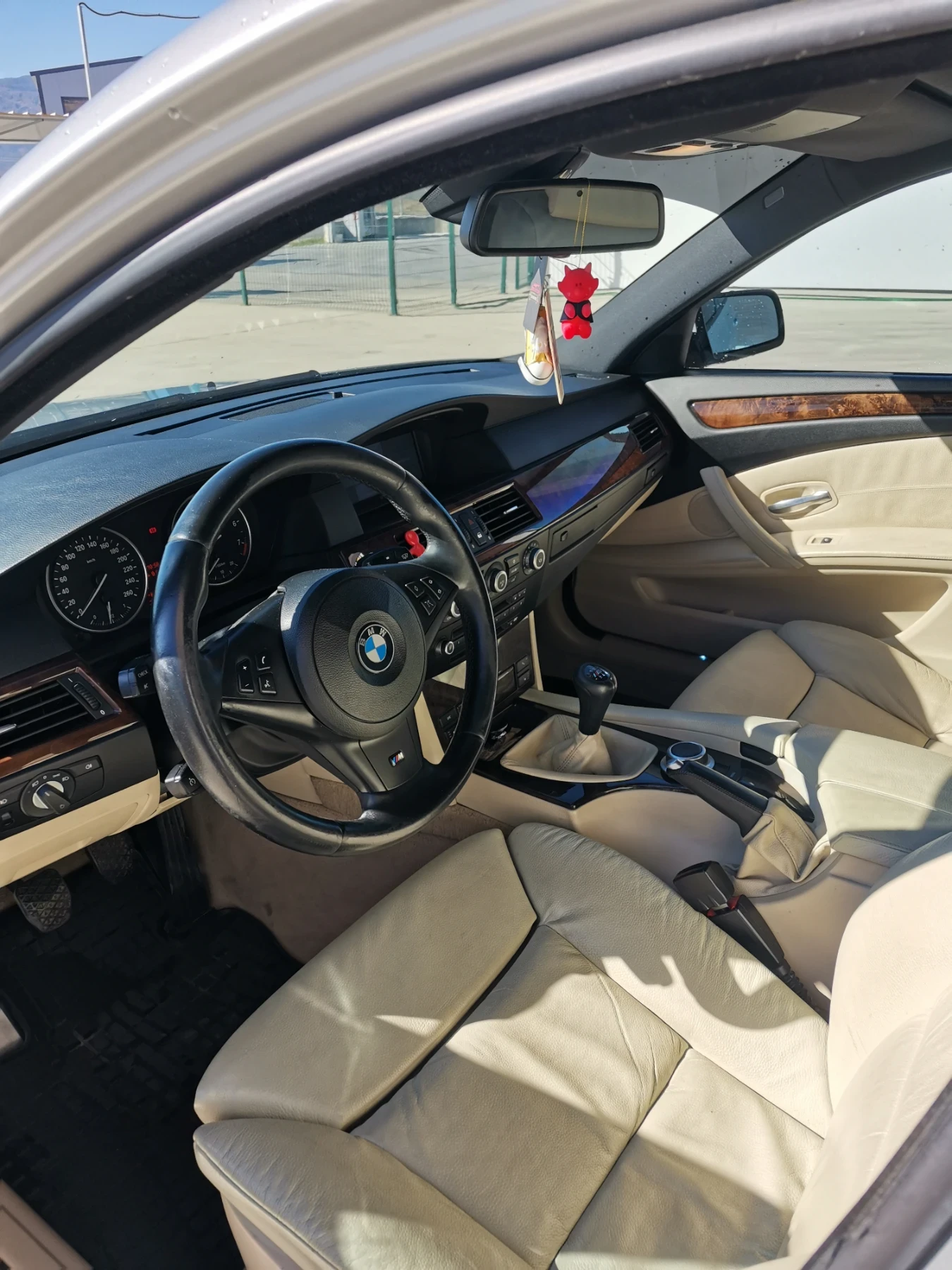 BMW 530 BMW ХI EDITION, снимка 8 - Автомобили и джипове - 56371615