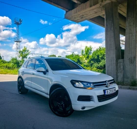 VW Touareg = FACELIFT= R-Line= 3.0tdi= СМЕНЕНИ ВЕРИГИ= , снимка 1