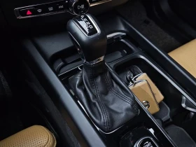 Volvo XC60 D5 Inscription| 235к.с.| ВКЛ.ТЕХНОТЕСТ, снимка 9