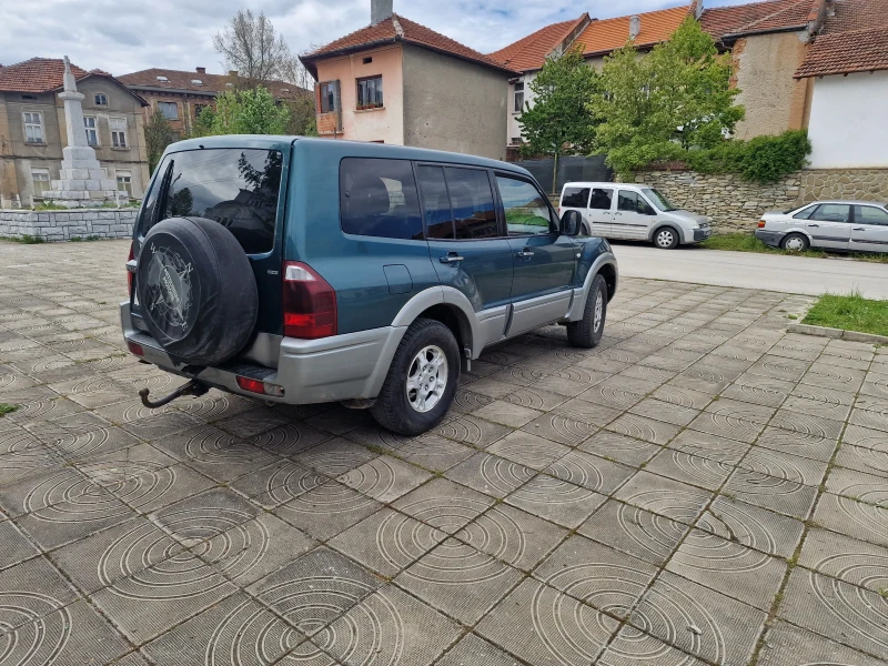 Mitsubishi Pajero, снимка 4 - Автомобили и джипове - 48044616