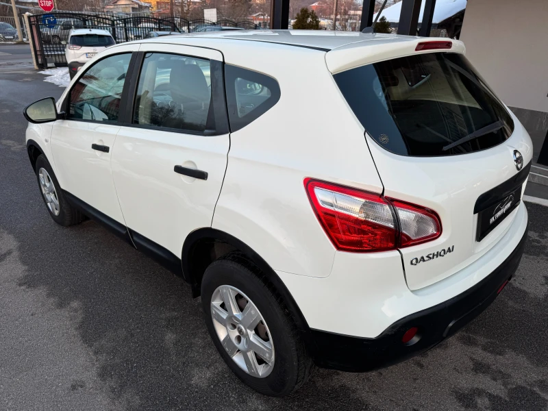 Nissan Qashqai 1.5DCI НОВ ВНОС , снимка 4 - Автомобили и джипове - 48711945