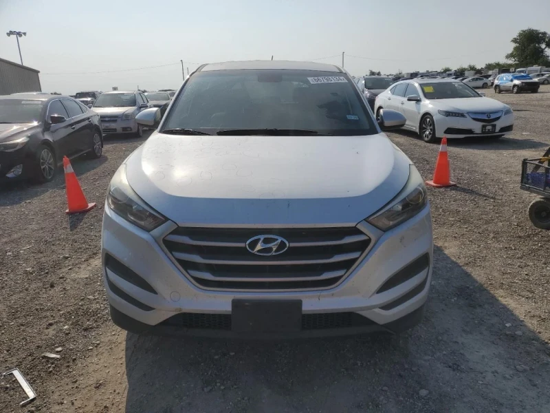 Hyundai Tucson, снимка 7 - Автомобили и джипове - 48724723