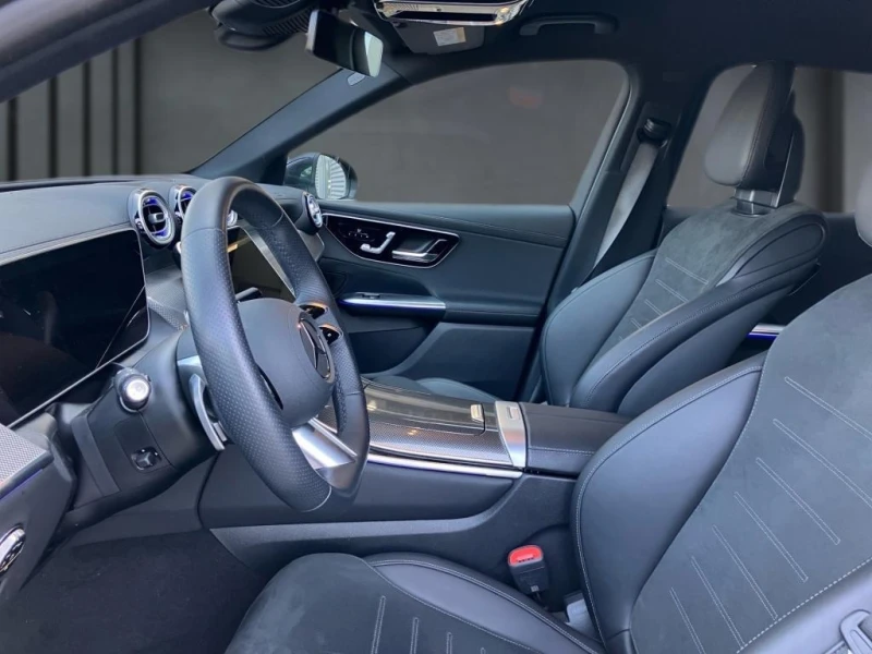 Mercedes-Benz GLC 300 d* 4M* AMG* LED* DISTR* MEMORY* CAM* KEYLESS* , снимка 6 - Автомобили и джипове - 51995240