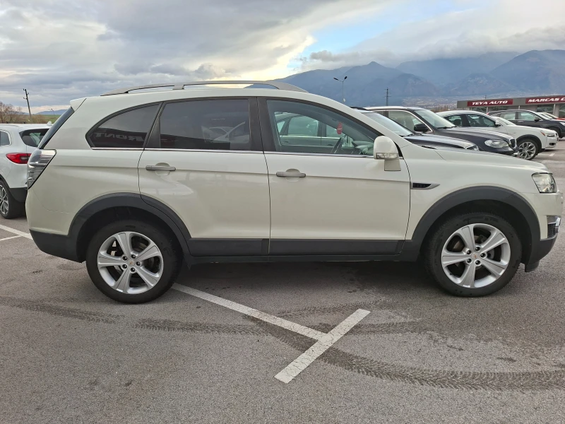 Chevrolet Captiva 6+ 1 МЕСТА 4x4, снимка 7 - Автомобили и джипове - 52482354