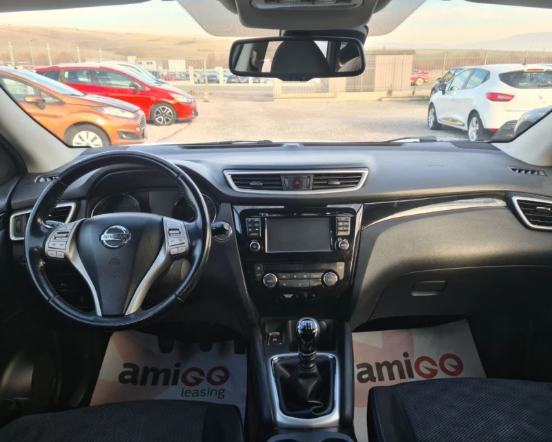 Nissan Qashqai 1.5dci ПЕРФЕКТЕН Keyless ПАНОРАМА КАМЕРА 360TEKNA , снимка 15 - Автомобили и джипове - 52878666