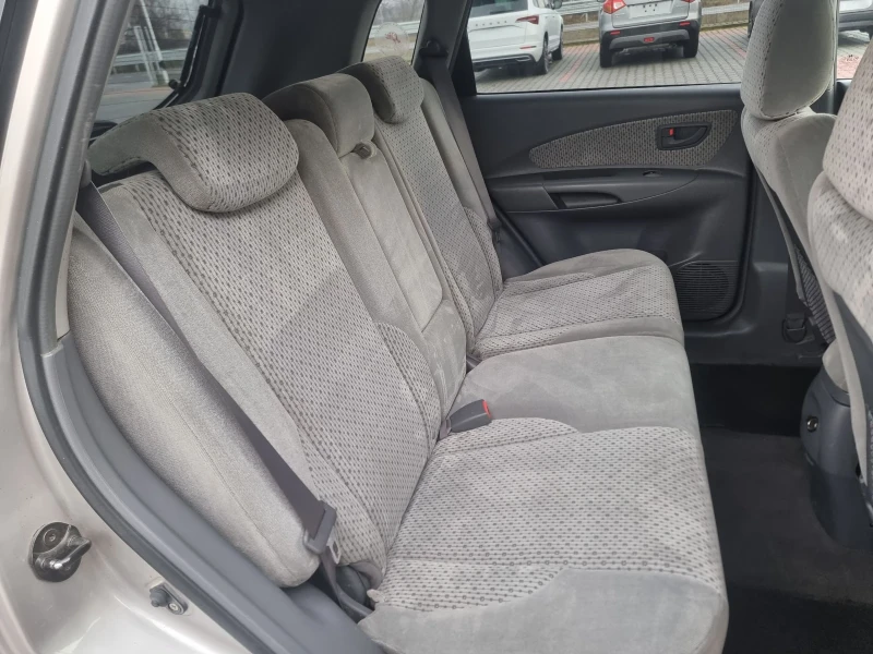 Hyundai Tucson 2.0 CRDI , снимка 12 - Автомобили и джипове - 53016562