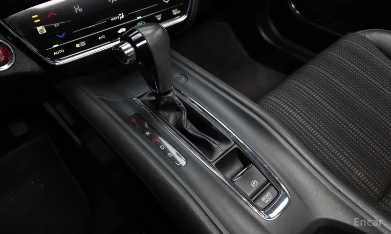 Honda Hr-v, снимка 9 - Автомобили и джипове - 53202049