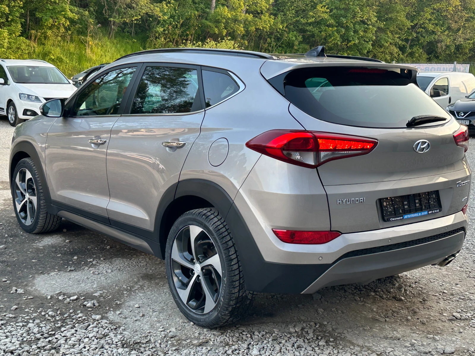 Hyundai Tucson 2.0DIZEL* Avtomat* FULL* PANORAMA* 4X4 - изображение 3