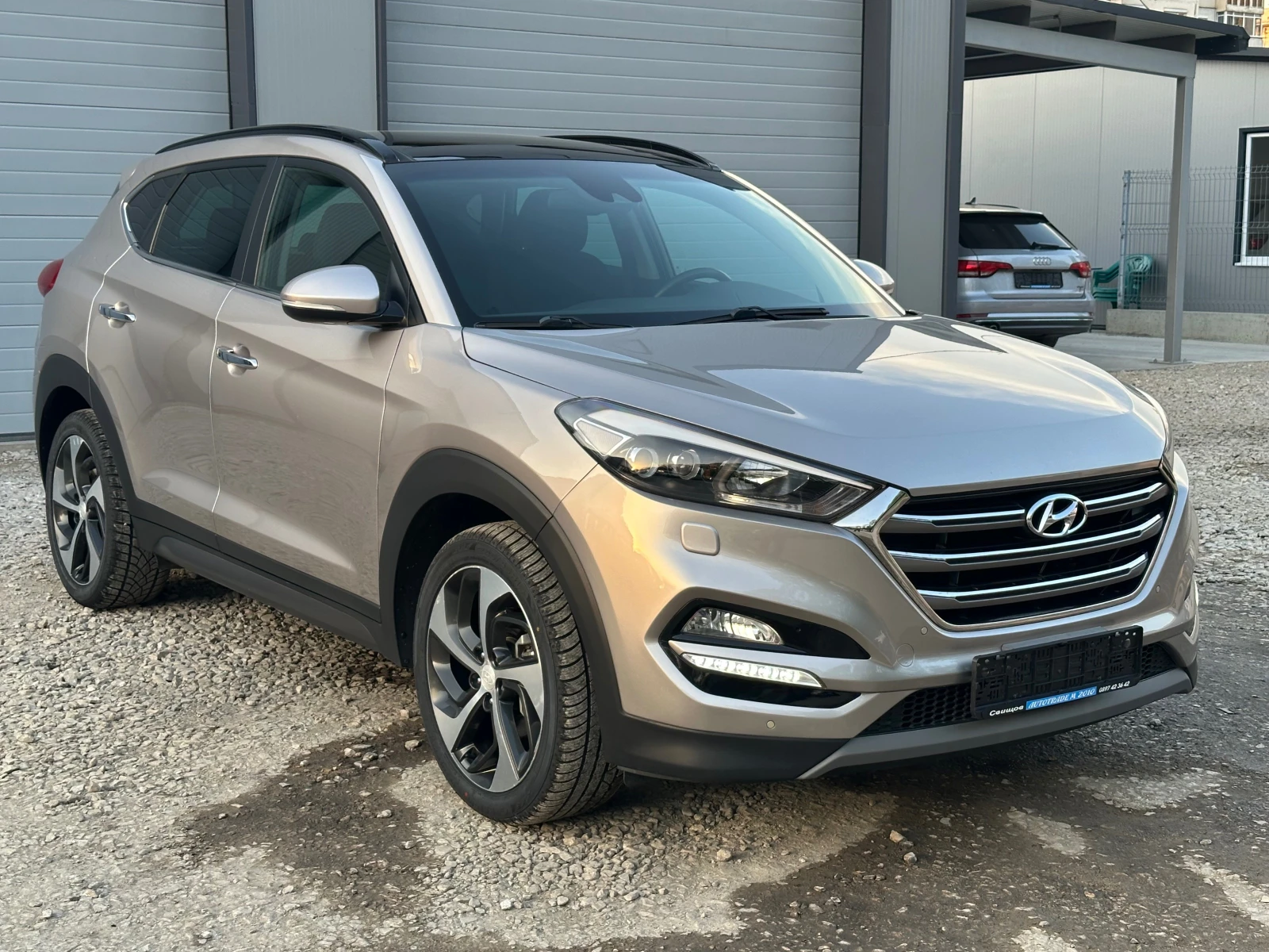 Hyundai Tucson 2.0DIZEL* Avtomat* FULL* PANORAMA* 4X4 - изображение 6