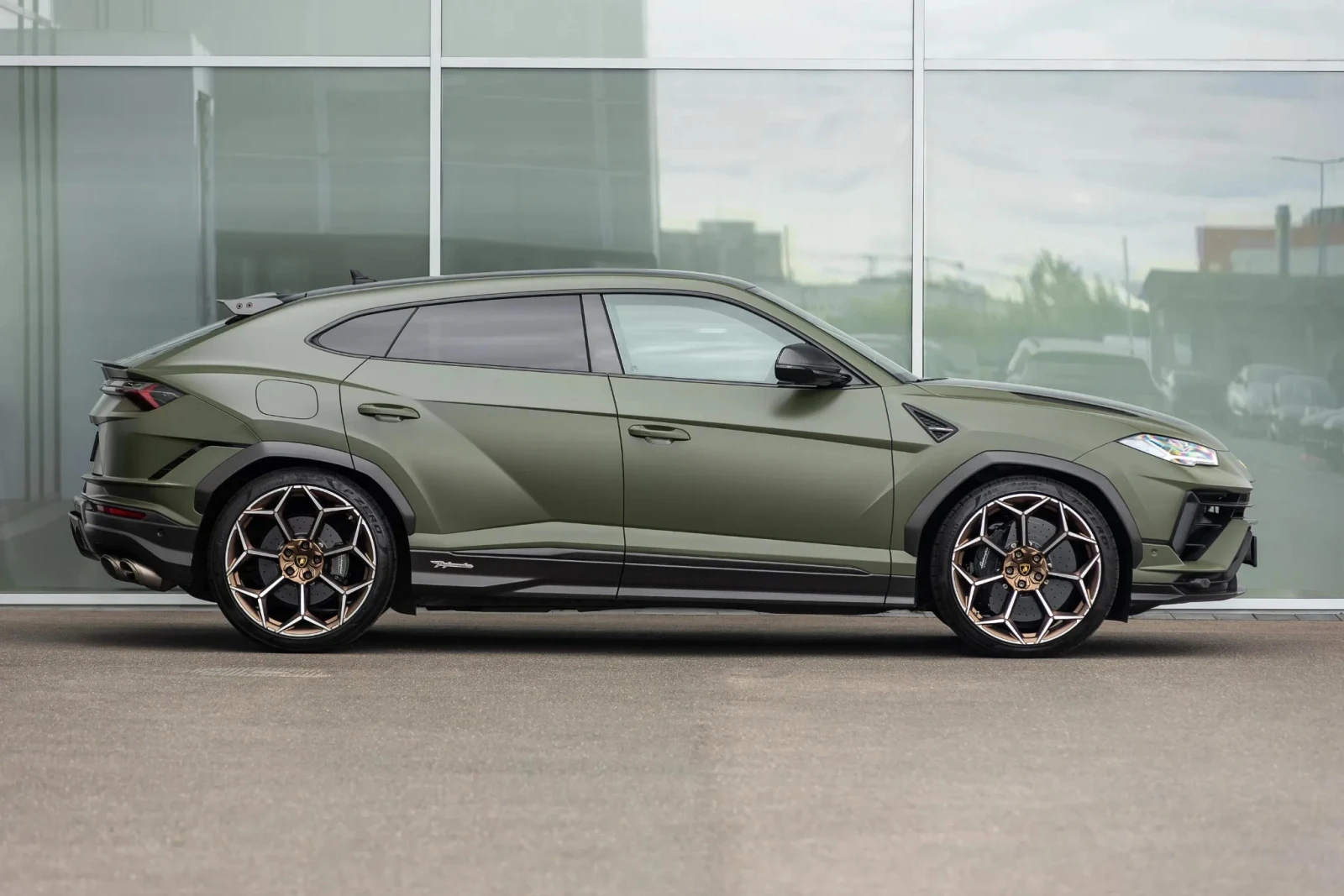 Lamborghini Urus Performante 4.0 V8 4WD - изображение 6