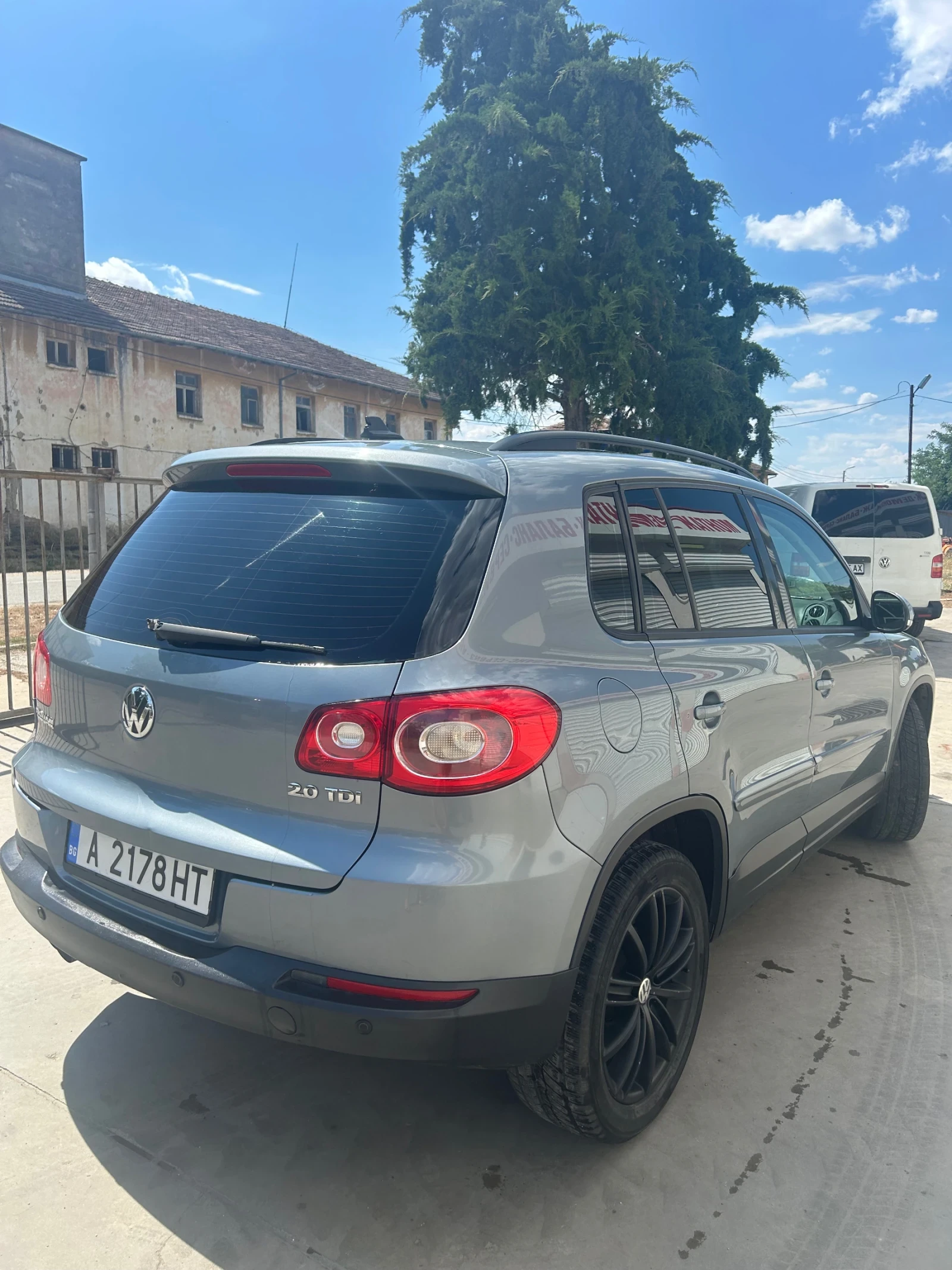 VW Tiguan  - изображение 5