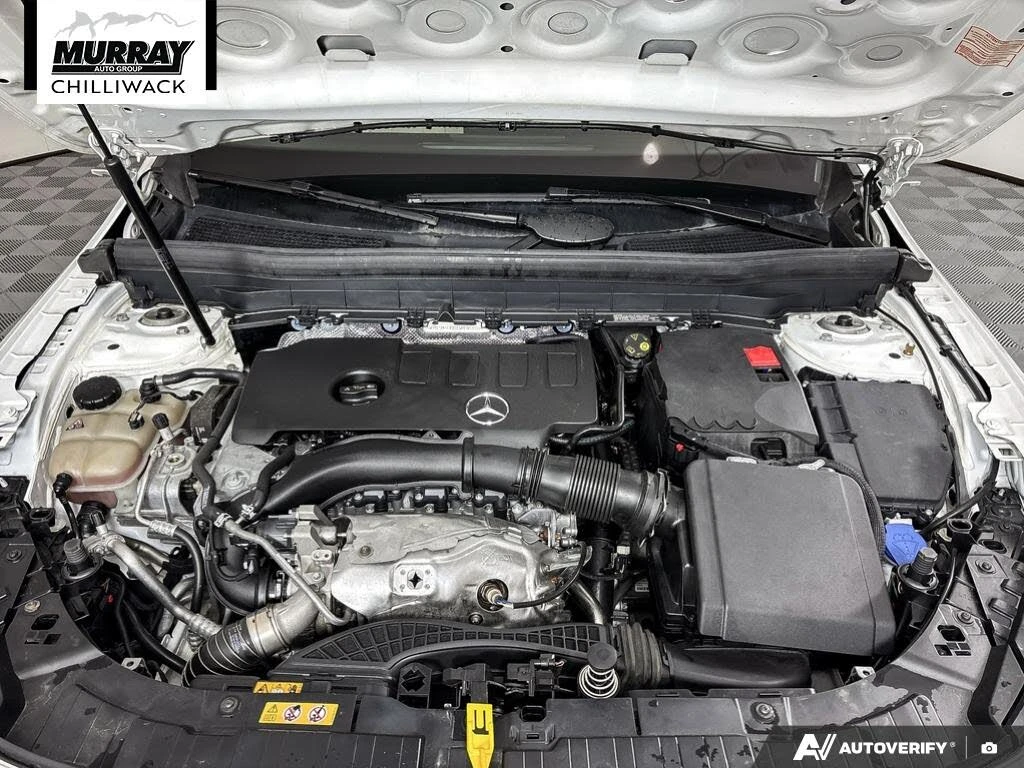Mercedes-Benz GLB 250 * 4MATIC * AMBIENT * ПОДГРЕВ * CAMERA * NAVI  - изображение 8
