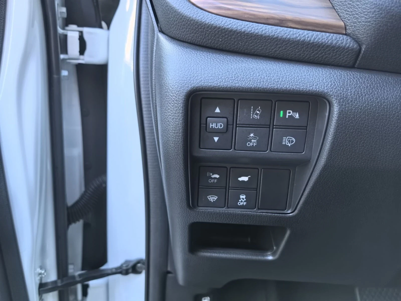 Honda Cr-v 2.0HYBRID/4X4/EXECUTIVE - изображение 9