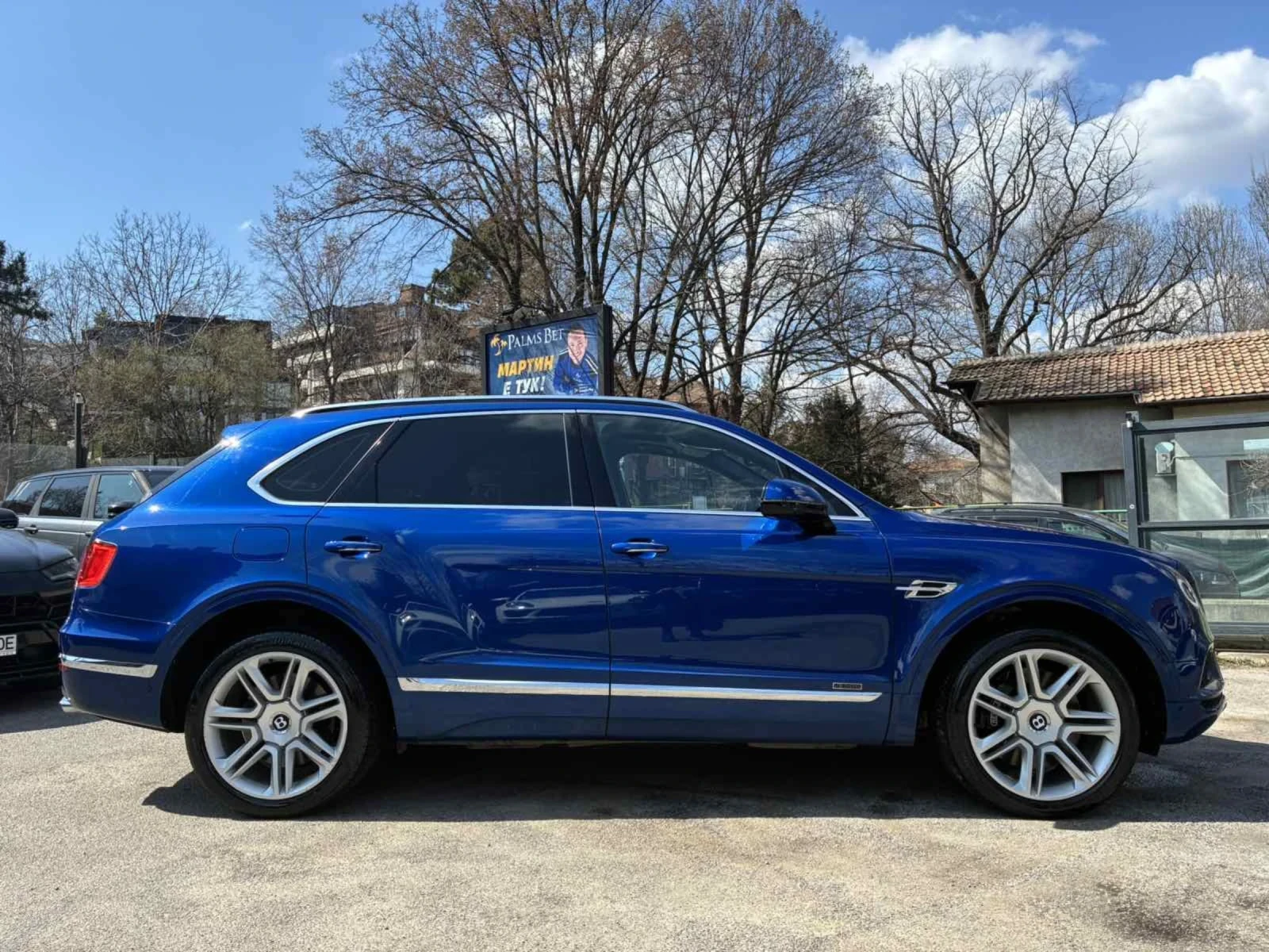 Bentley Bentayga MULLINER/Night Vision/Pano/Hud, снимка 5 - Автомобили и джипове - 54037386