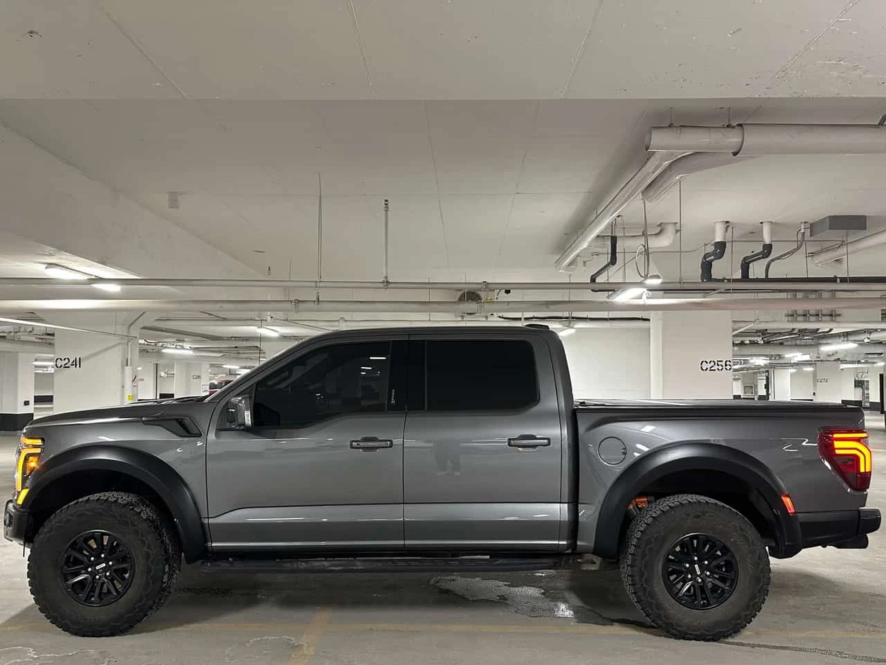Ford F150 * Raptor * ПОДГРЕВ* KEYLESS* , снимка 2 - Автомобили и джипове - 54189859