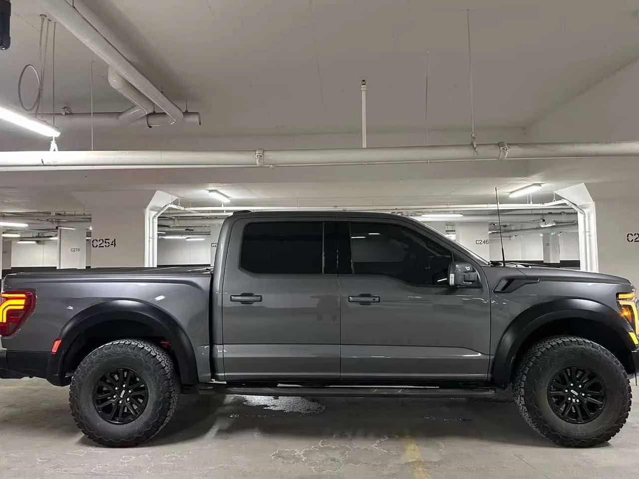 Ford F150 * Raptor * ПОДГРЕВ* KEYLESS* , снимка 3 - Автомобили и джипове - 54189859