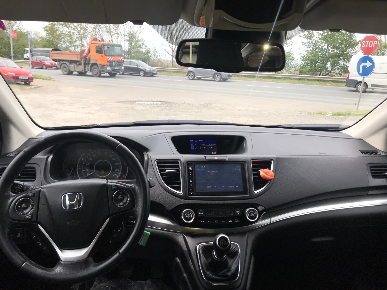 Honda Cr-v 1, 6 2WD, снимка 12 - Автомобили и джипове - 54409725