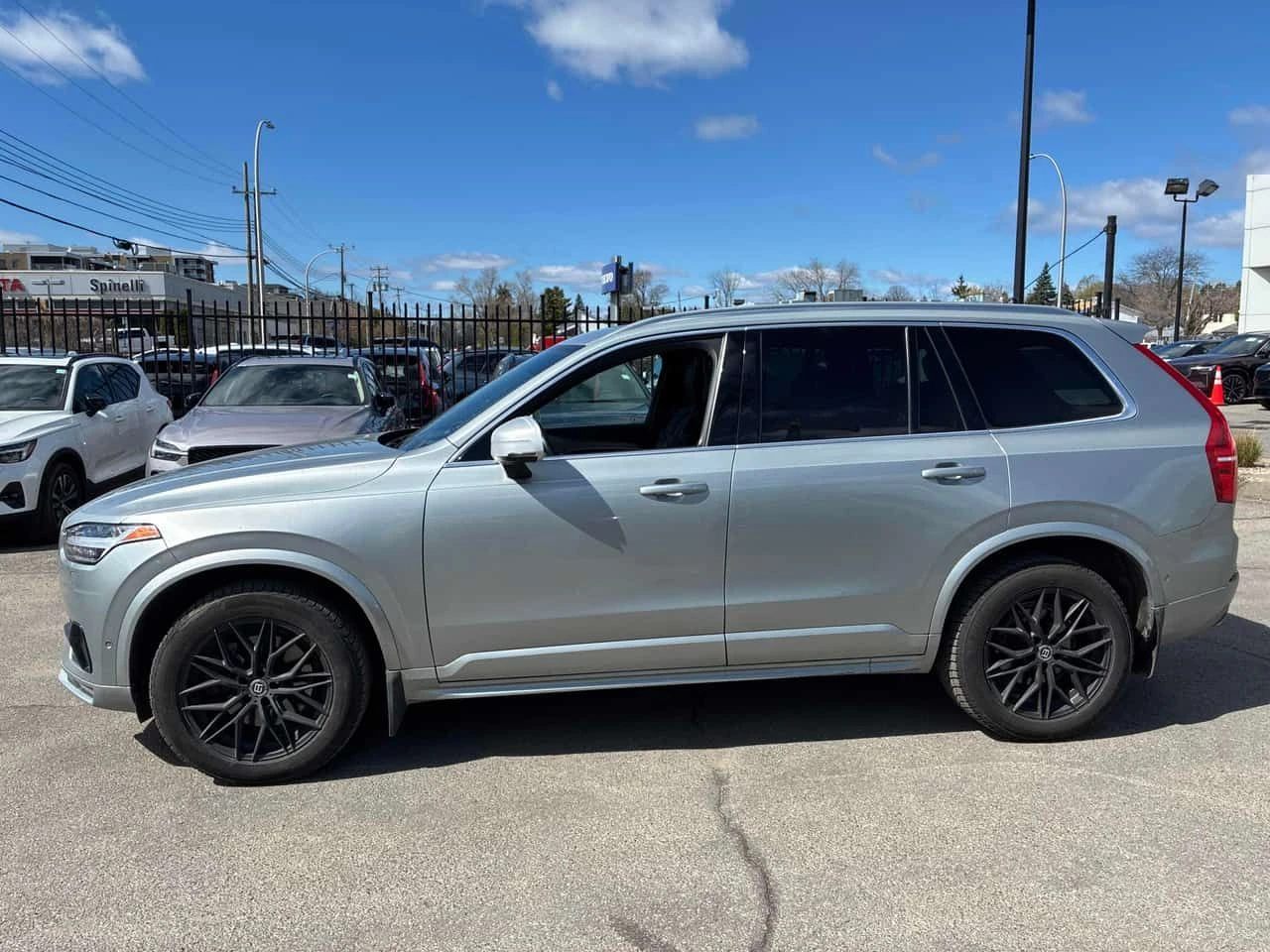 Volvo Xc90 R Design/ПАНОРАМА/360 КАМЕРИ/ВТОРИ ГУМИ И ДЖАНТИ, снимка 3 - Автомобили и джипове - 54419001