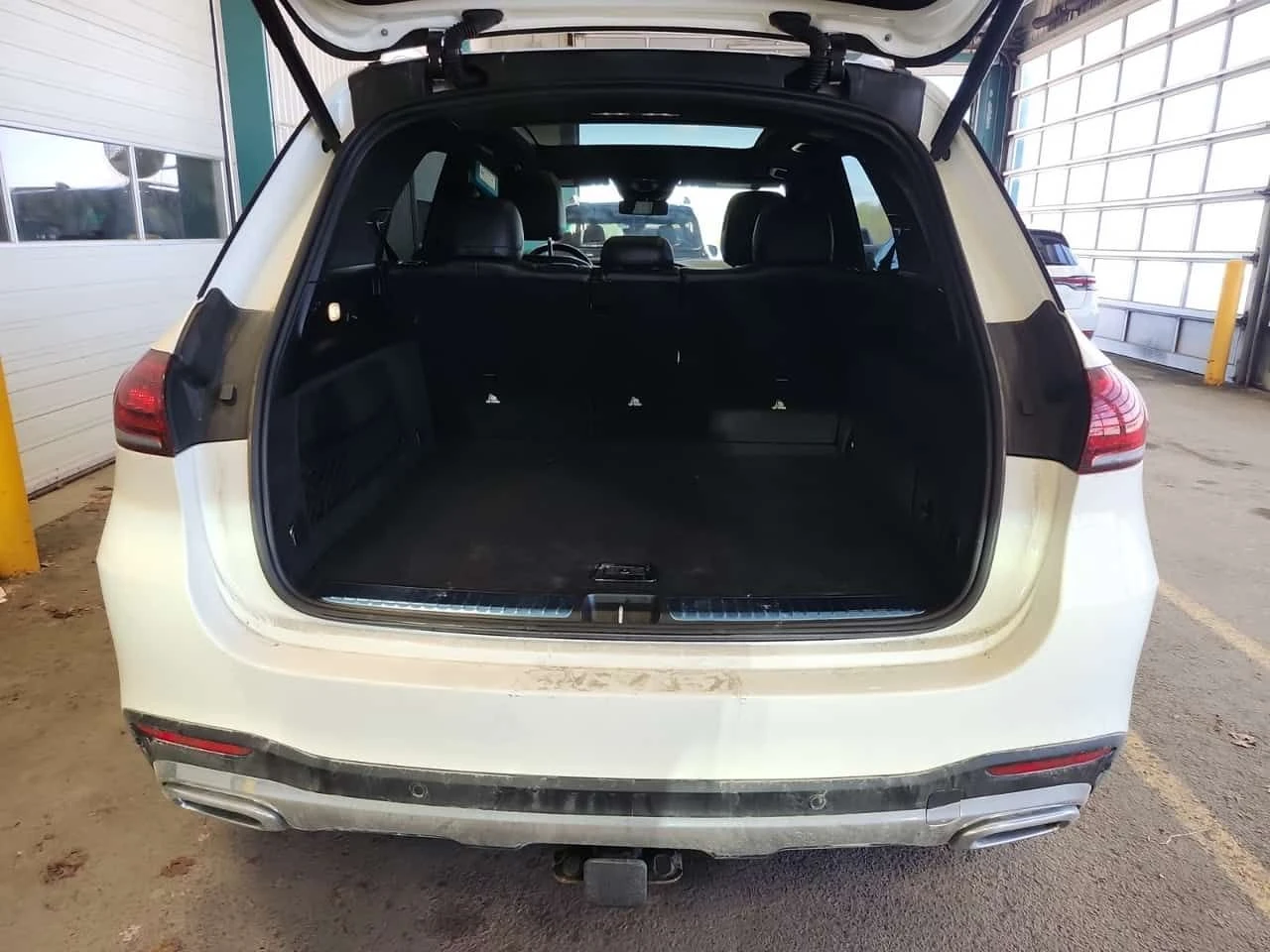 Mercedes-Benz GLE 450 | AMG-LINE| DISTRONIC| 360| BURMESTER| HUD| PANO, снимка 4 - Автомобили и джипове - 54435620