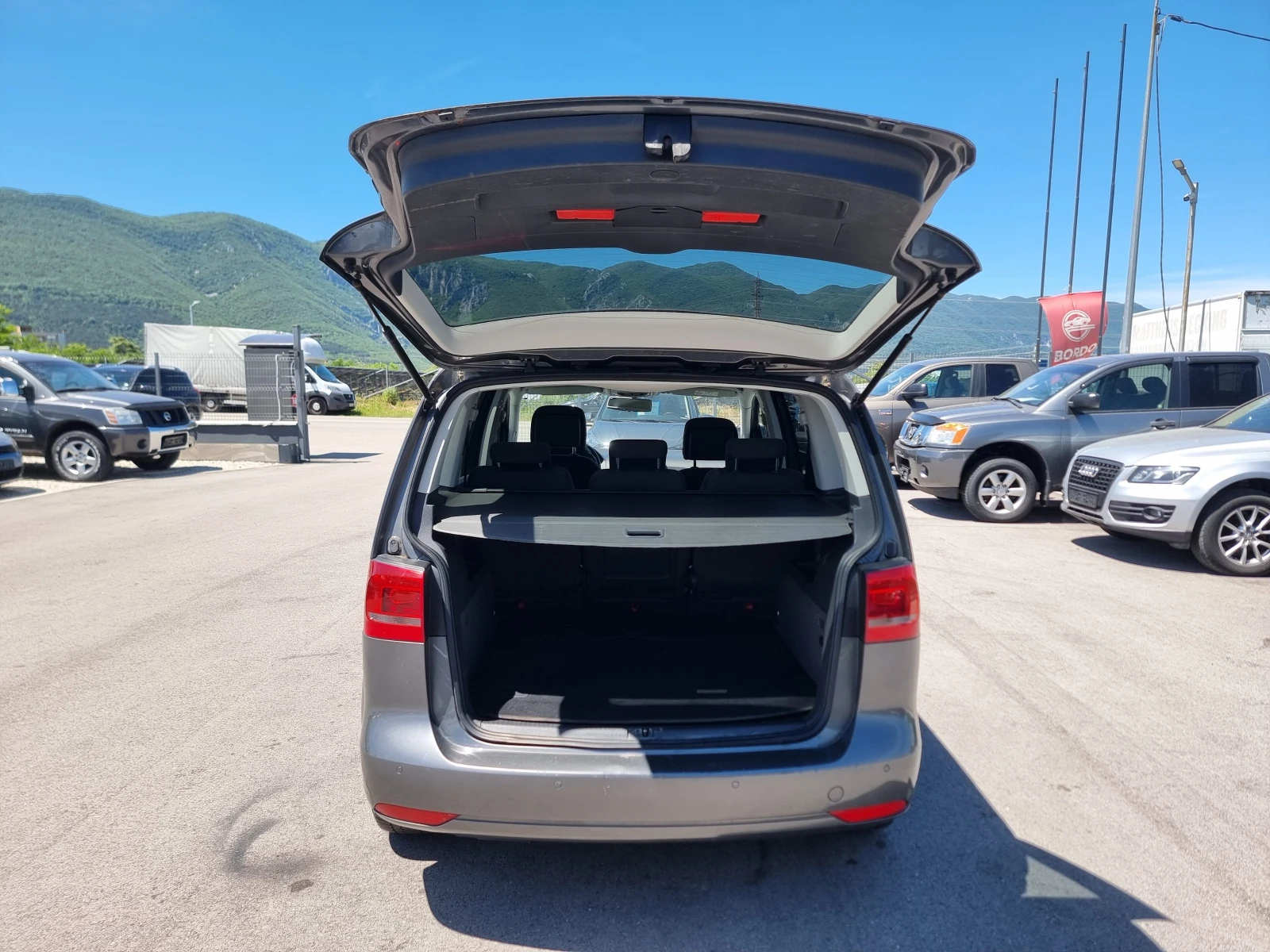 VW Tayron 1.4I TURBO, снимка 13 - Автомобили и джипове - 54719576