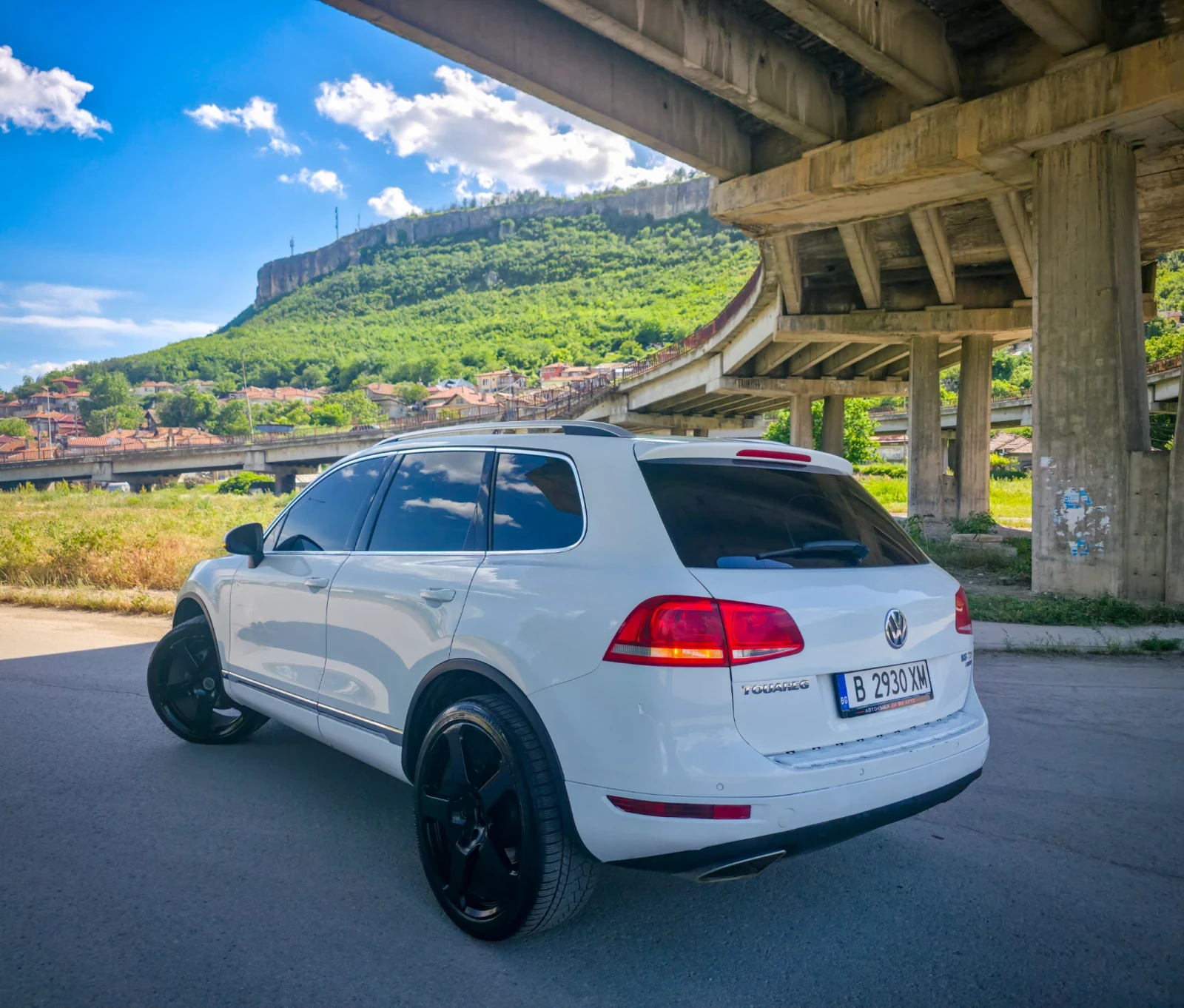 VW Touareg = FACELIFT= R-Line= 3.0tdi= СМЕНЕНИ ВЕРИГИ= , снимка 6 - Автомобили и джипове - 54723167