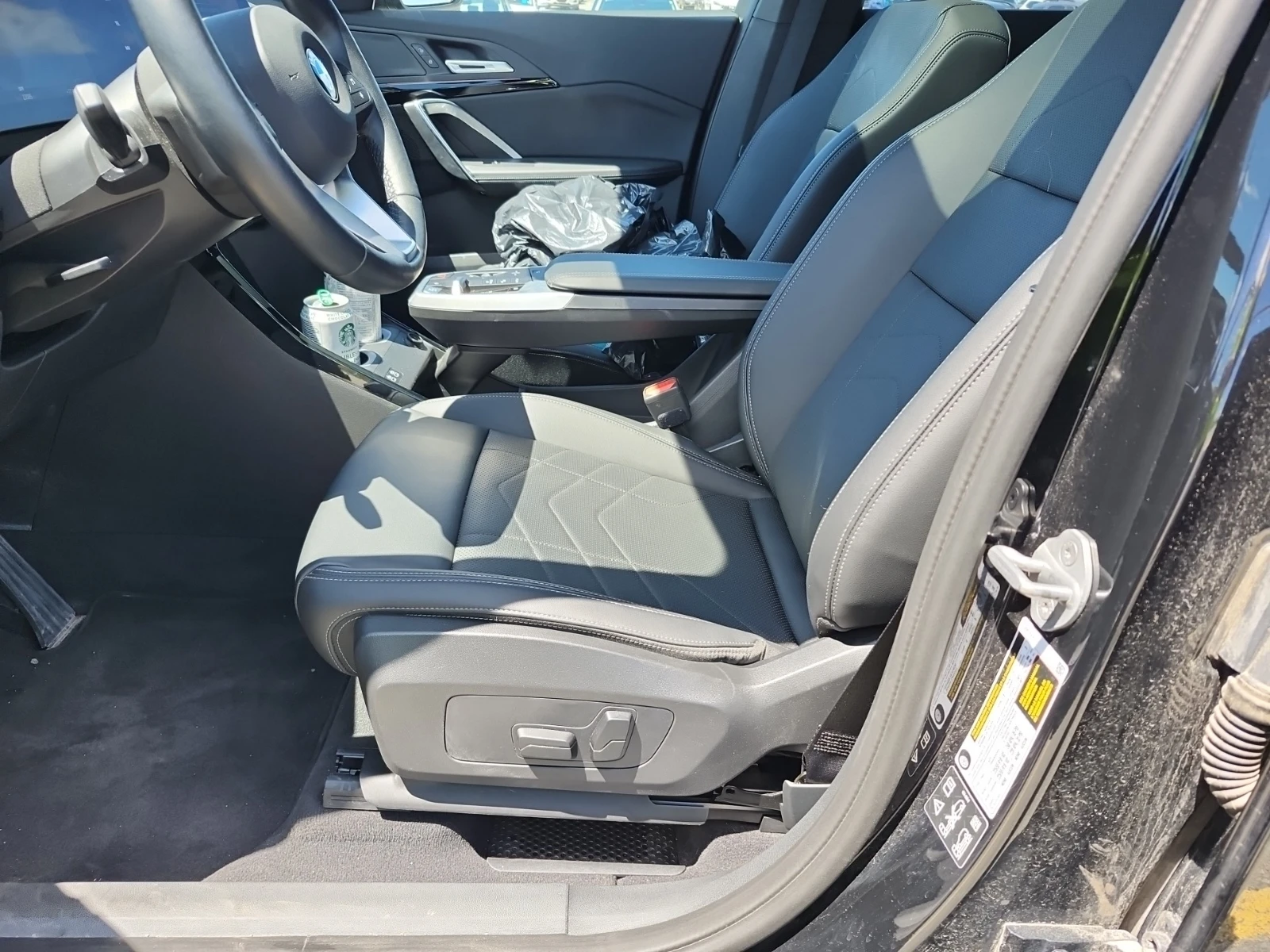 BMW X1 XDRIVE28I * CARFAX * АВТО КРЕДИТ * , снимка 8 - Автомобили и джипове - 54859929