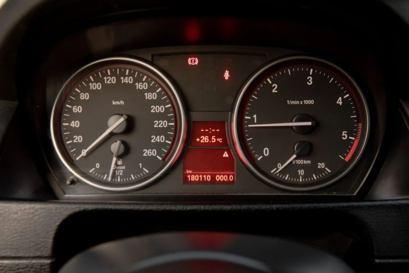 BMW X1 2.0 Diesel Обслужена, снимка 12 - Автомобили и джипове - 54899865
